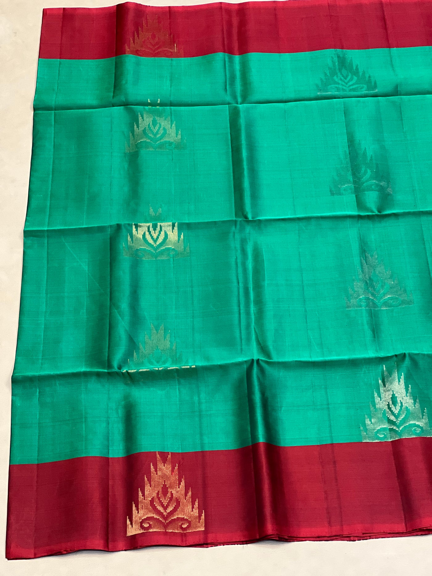 Madhavi handloom softsilk saree - Pure silk saree