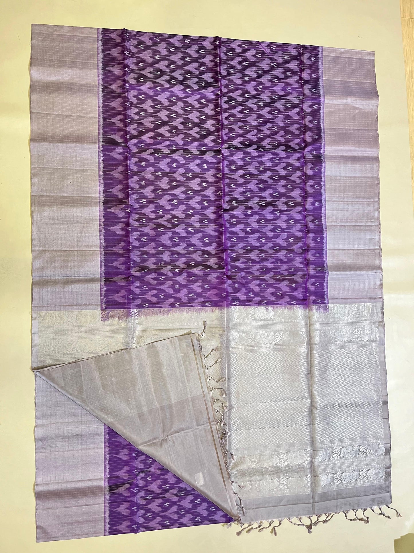 Arnavi purple Pochampally softsilk saree - Pure silk saree-AK1107