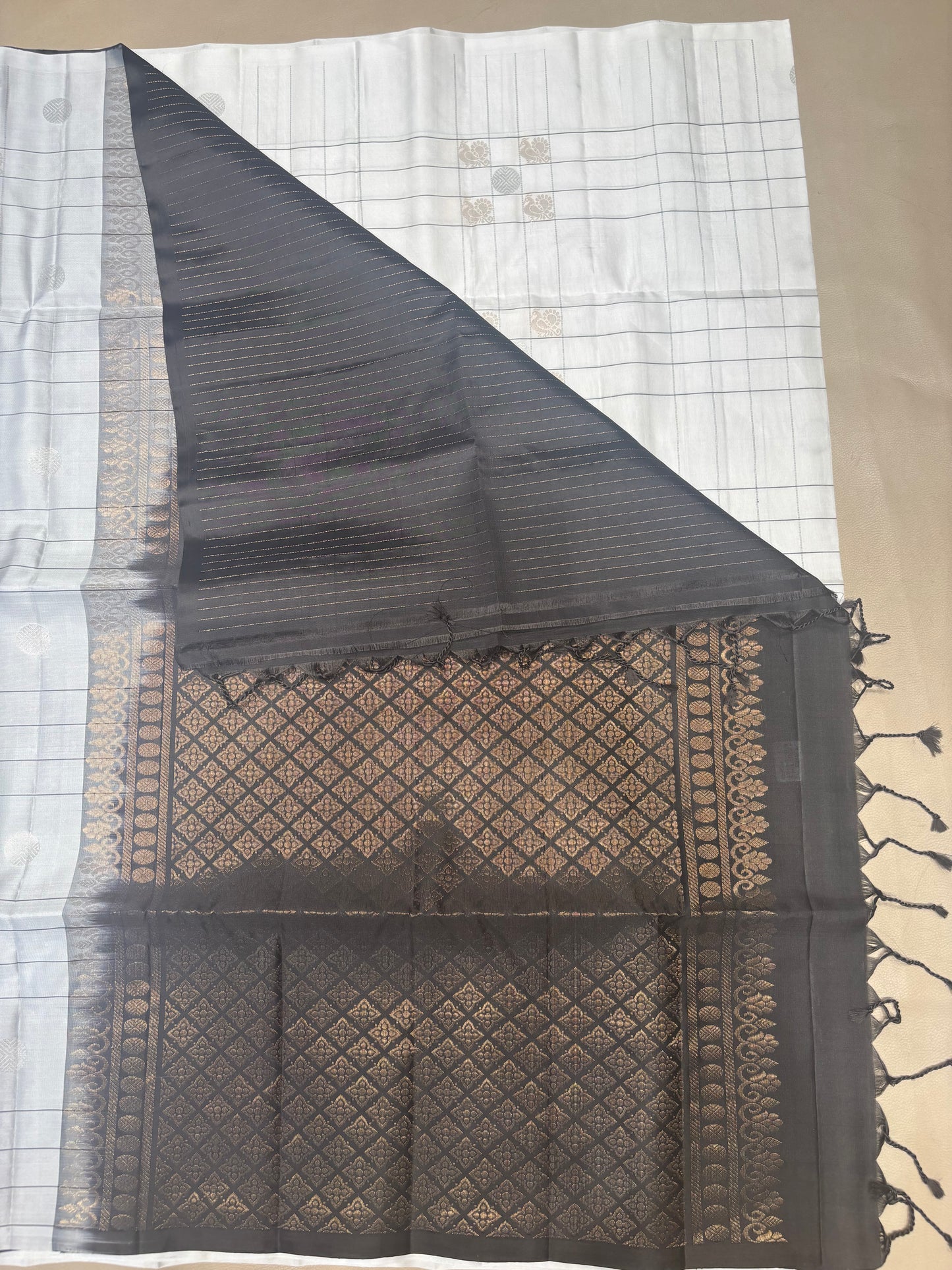 Shalini white & dark brown handloom softsilk saree - Pure silk saree-set14