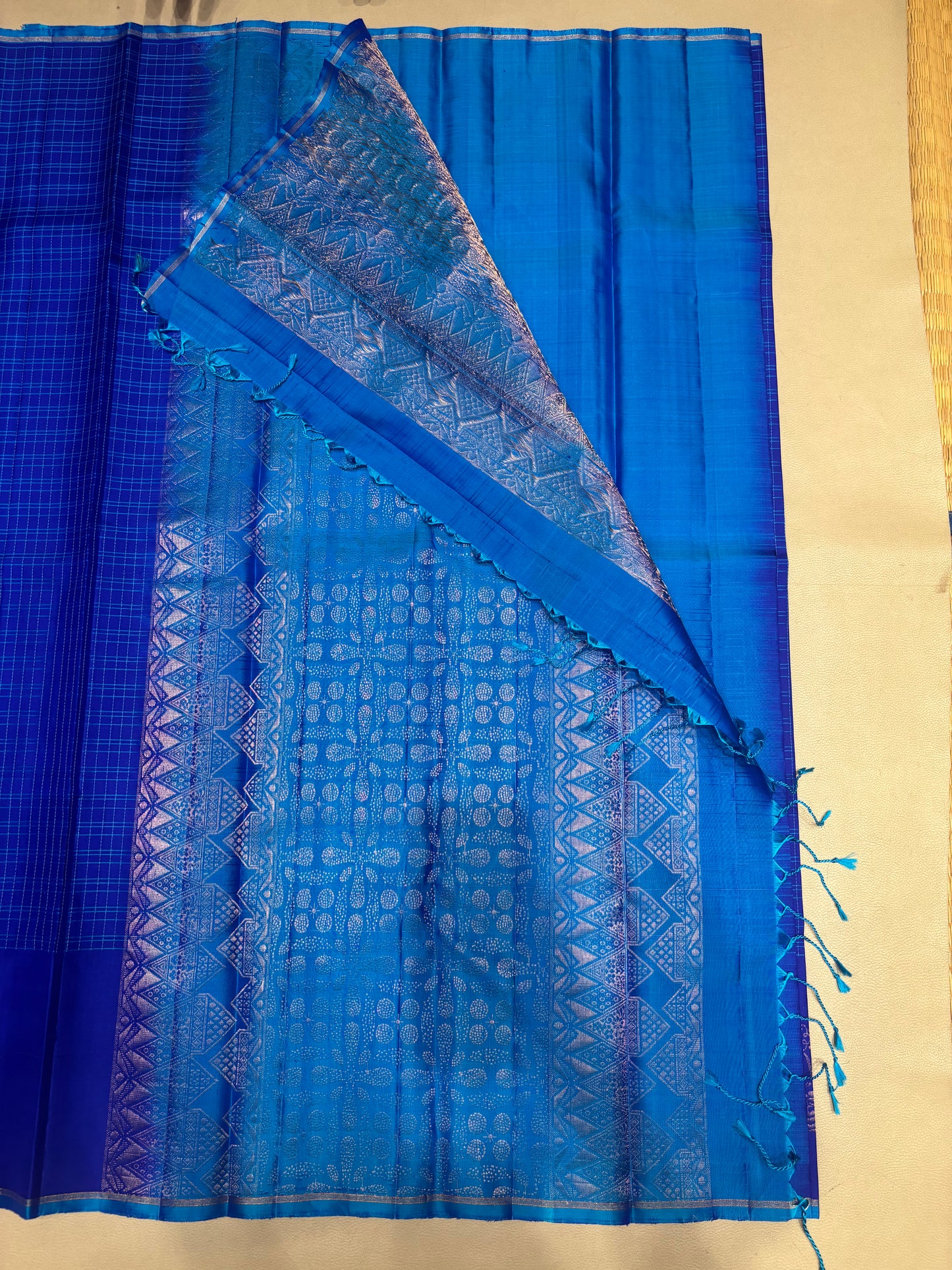 Rishitha dark blue handloom softsilk saree - Pure silk saree-AK1119