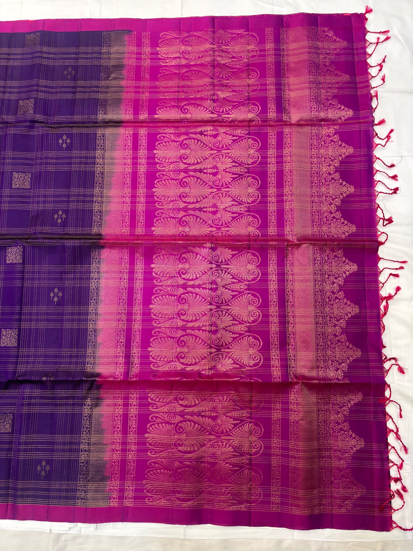 Vrutti handloom softsilk saree - Pure silk saree