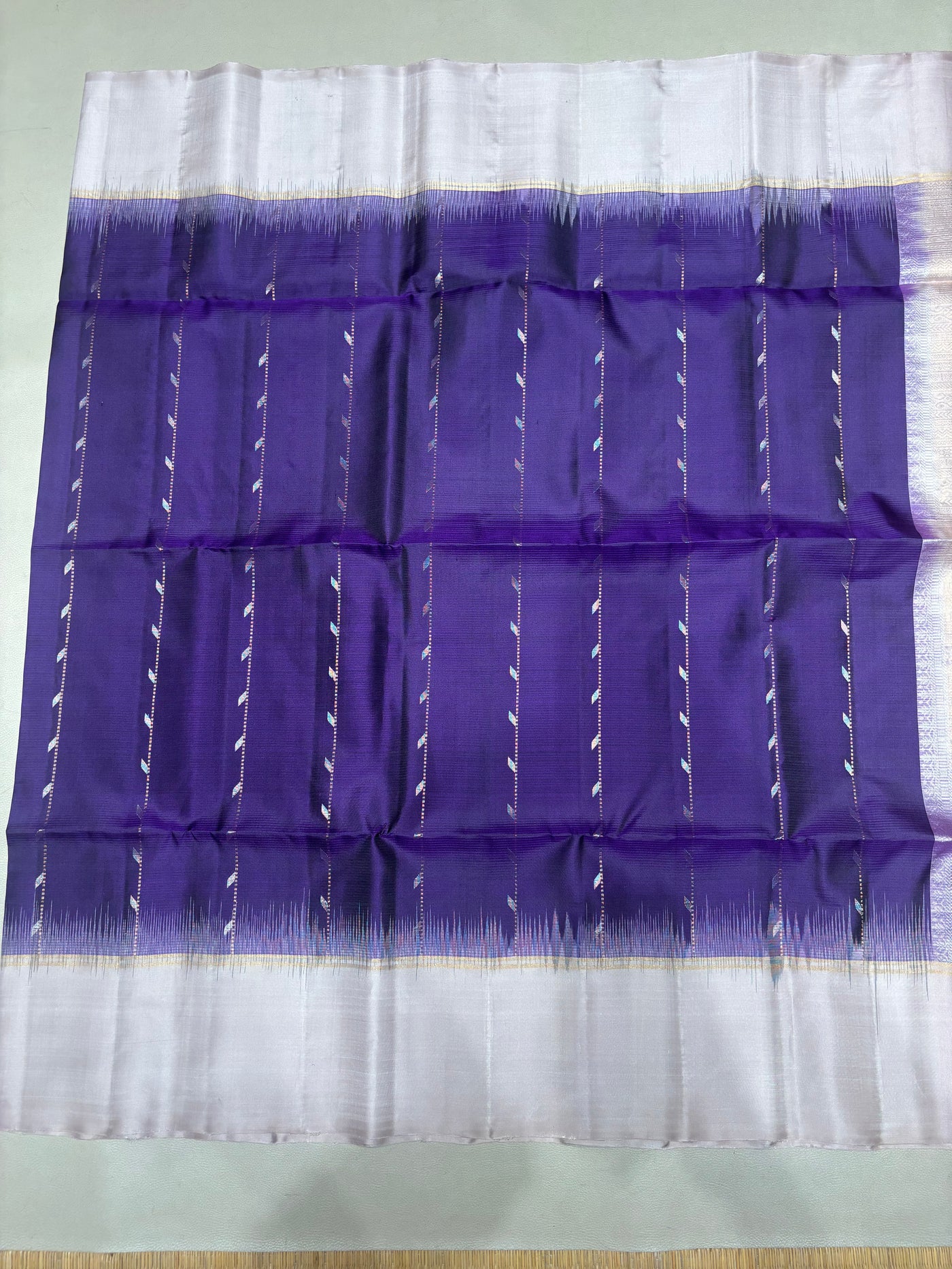 Ilai blue handloom softsilk saree - Pure silk saree- contrast color