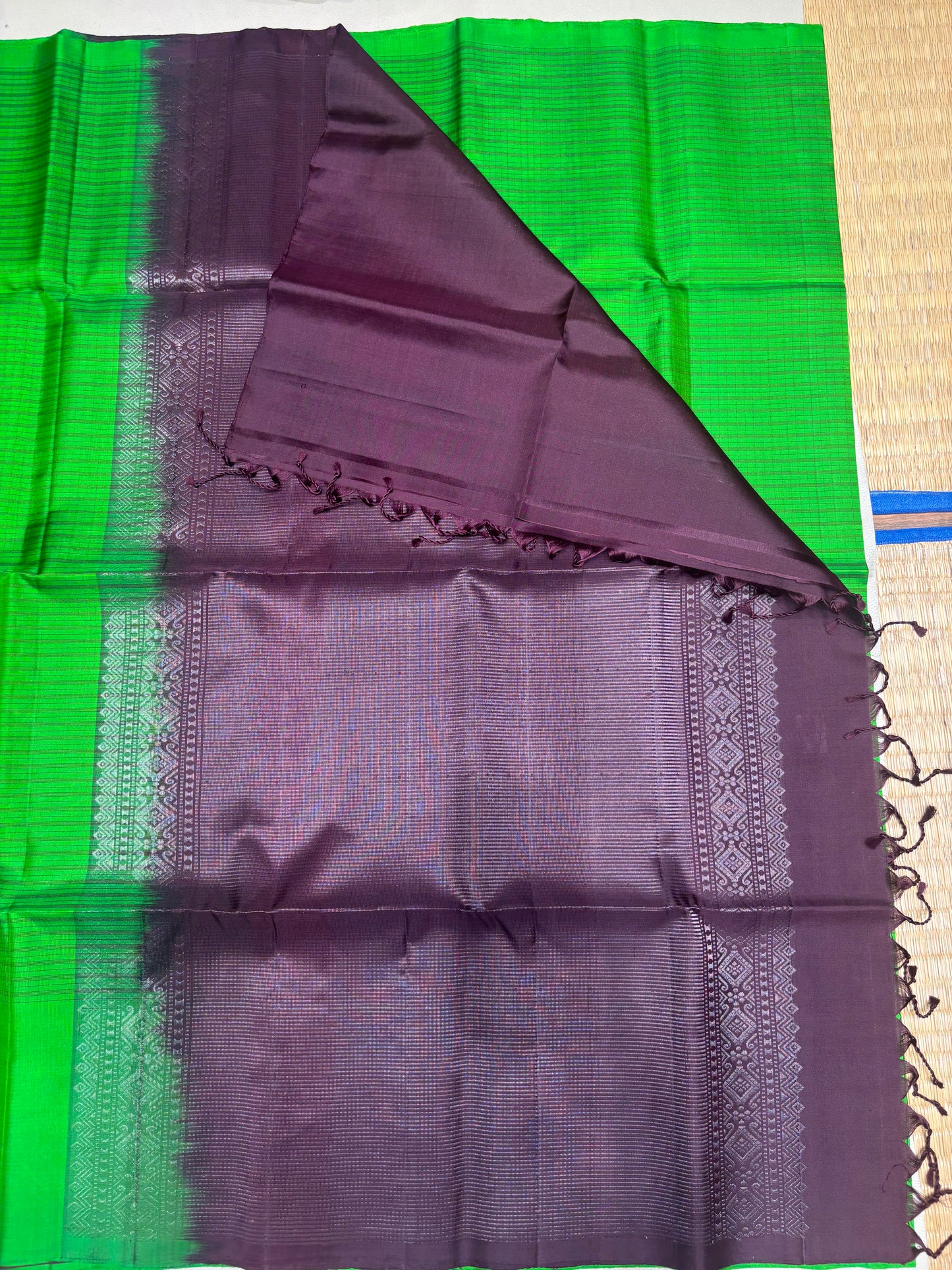 Kanima handloom softsilk saree - Pure silk saree- thread checks in body-AK1119