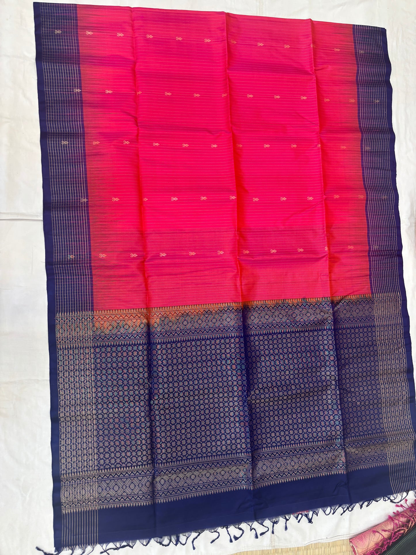 Vasvi handloom softsilk saree - Pure silk saree-set12