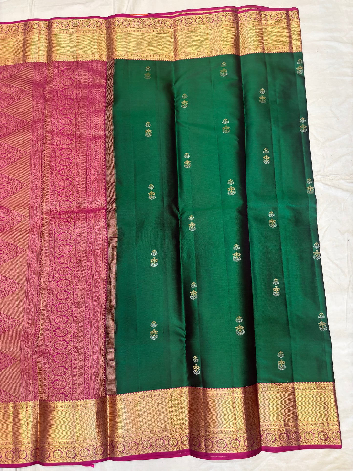 Vaagai handloom softsilk saree - Pure silk saree