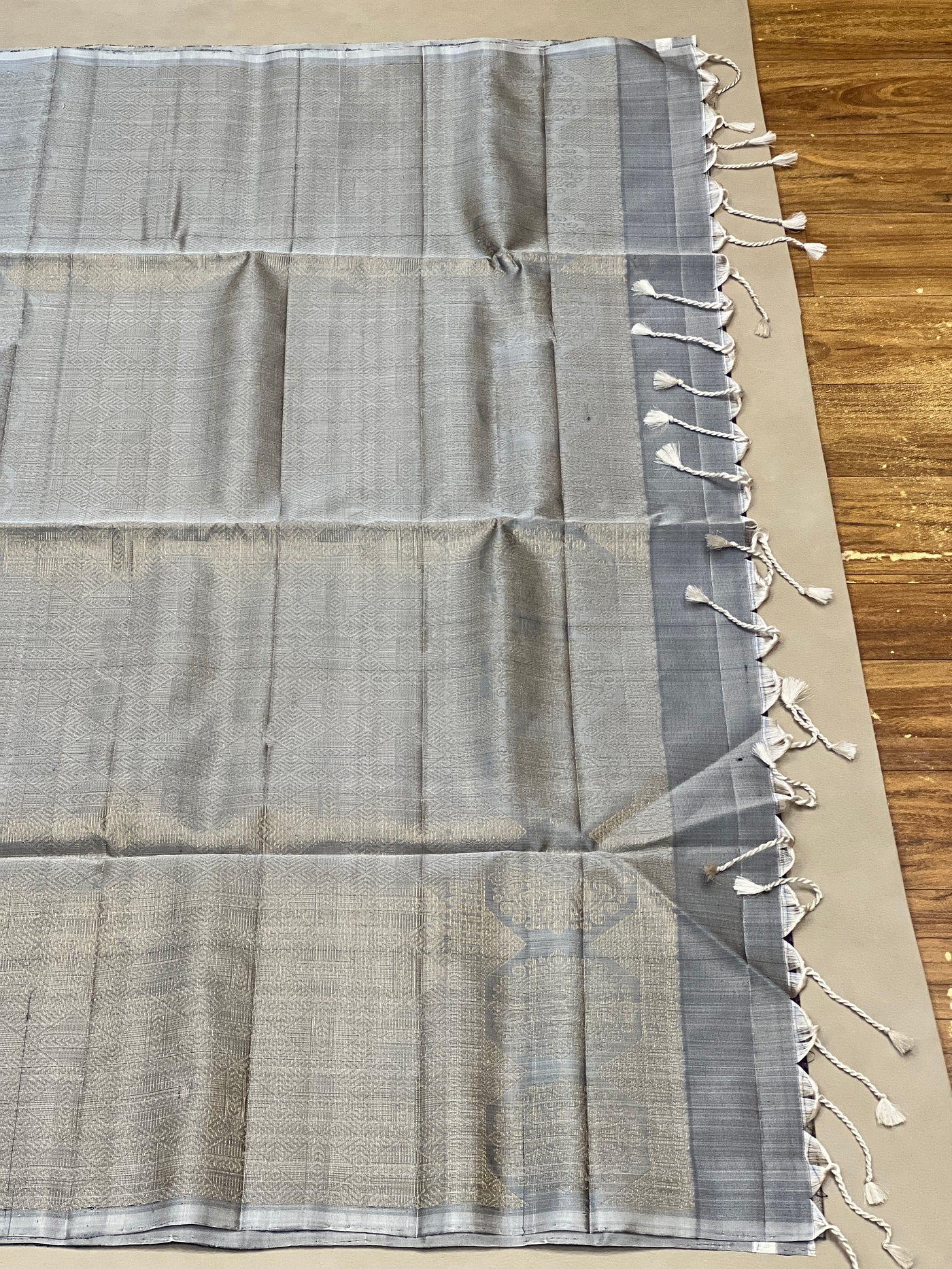Kumudini all self handloom softsilk saree - Pure silk saree