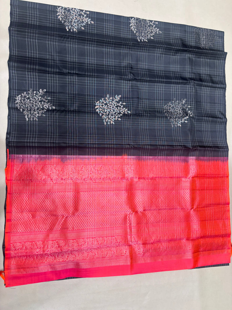 Mishti black handloom softsilk saree - Pure silk saree