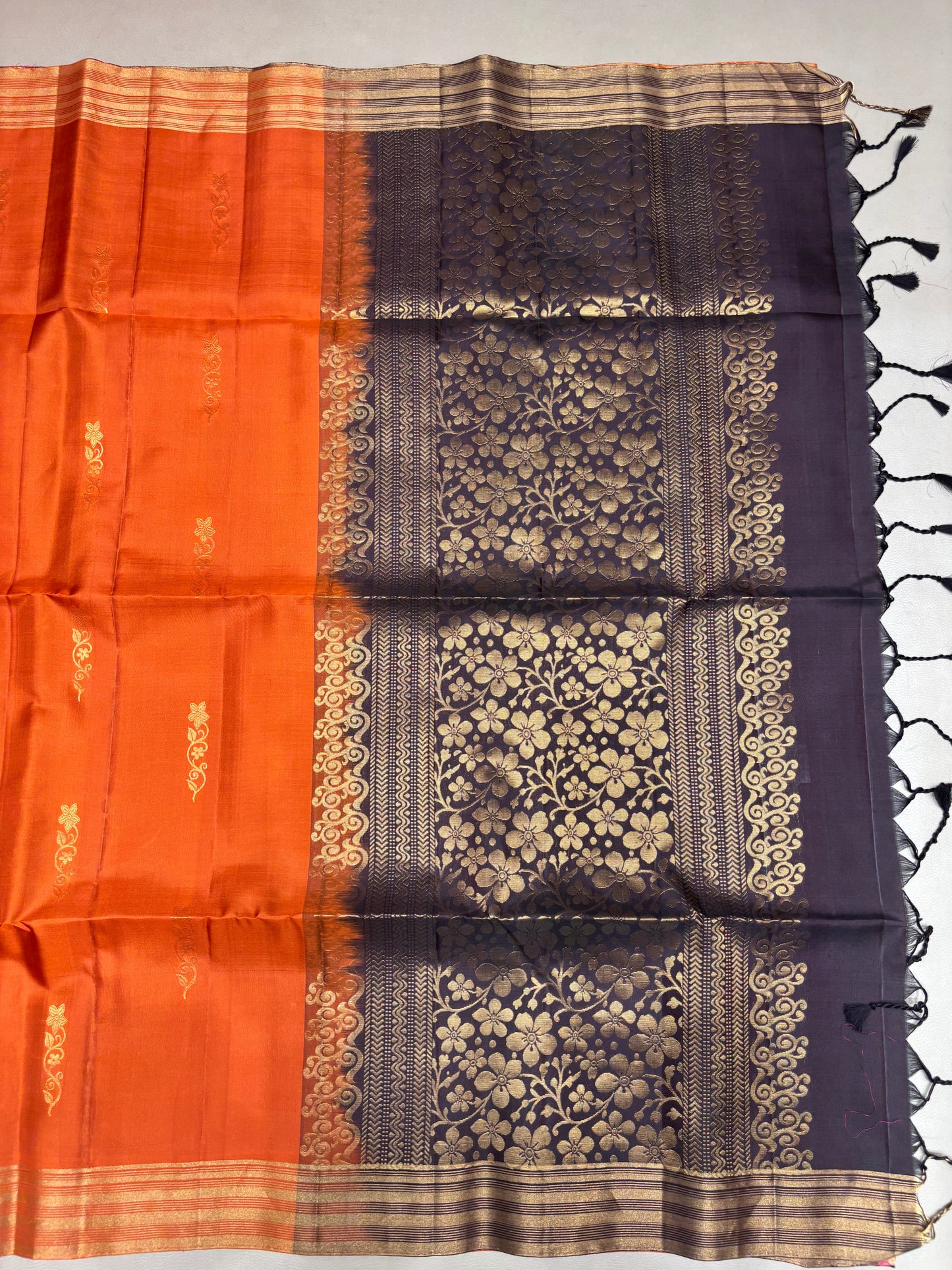 Ponvalli orange & dark brown handloom softsilk saree - Pure silk saree-AK1117