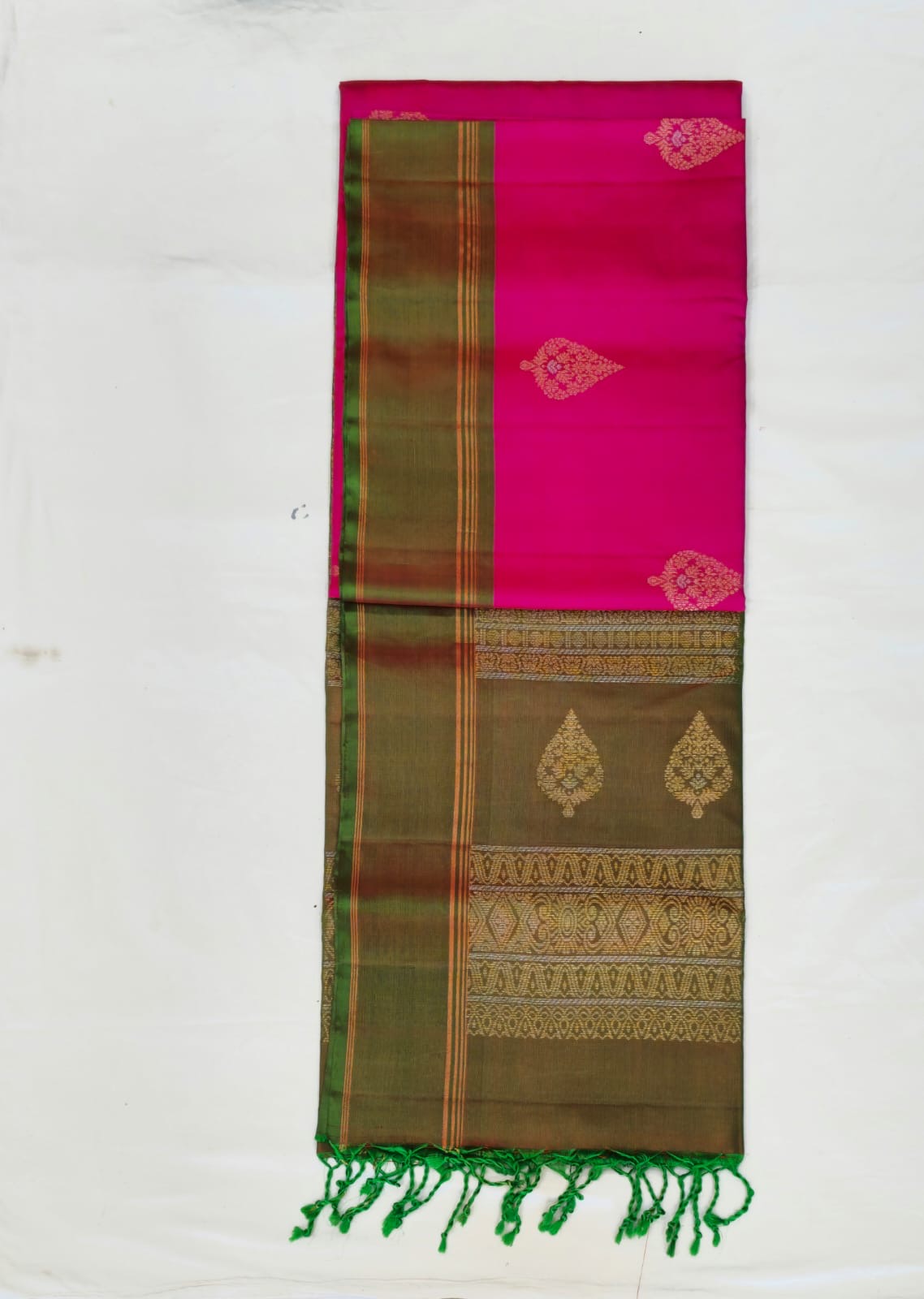 Banumathi Handloom softsilk saree - Pure silk saree