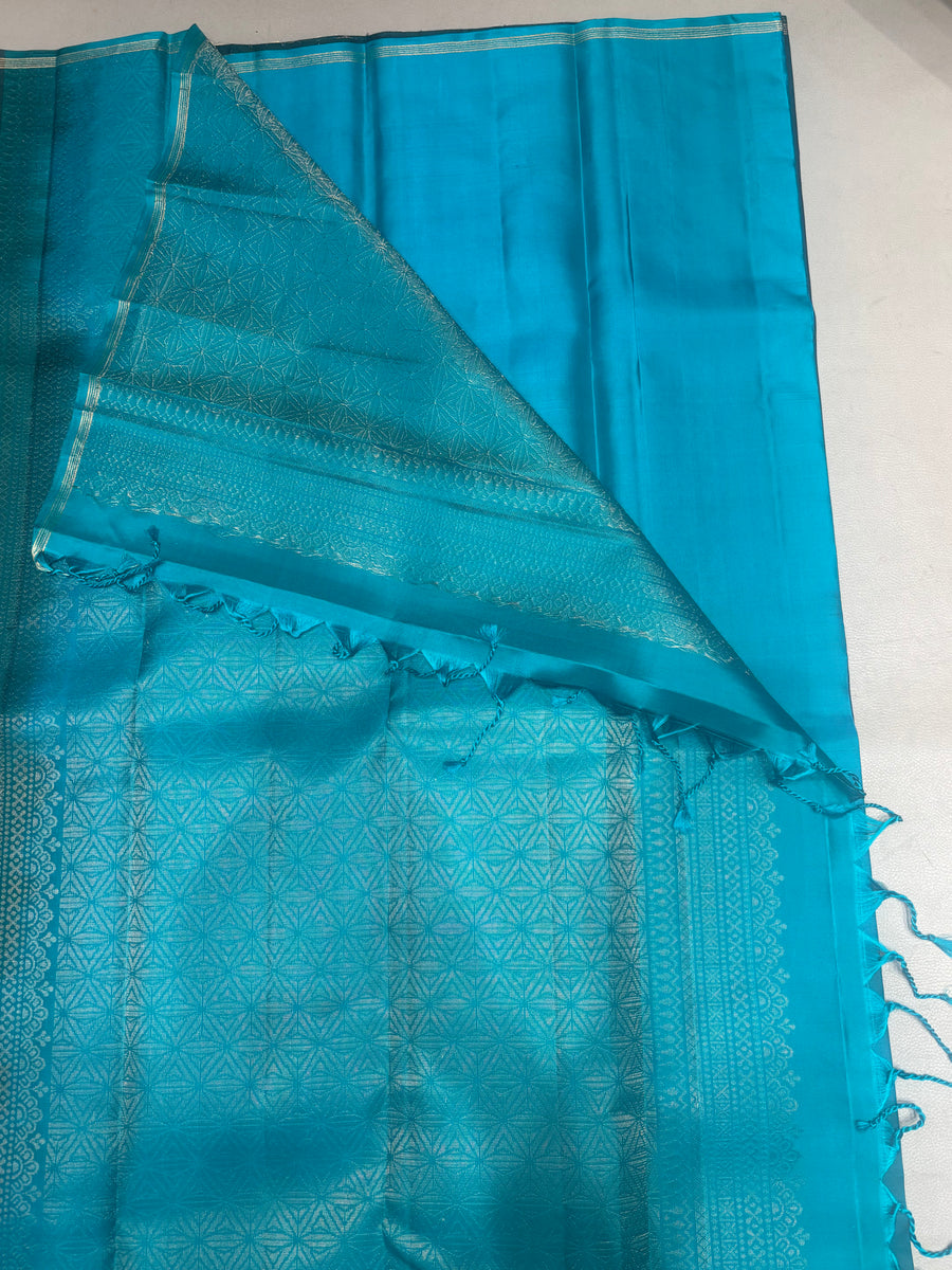 Tahini bottle green handloom softsilk saree - pure silk saree