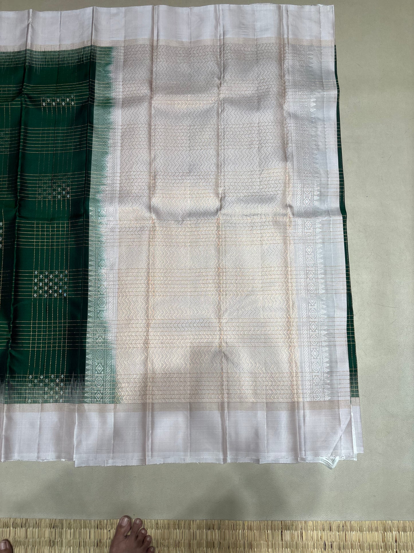 Elakkiyam handloom softsilk saree - Pure silk saree-AK1118