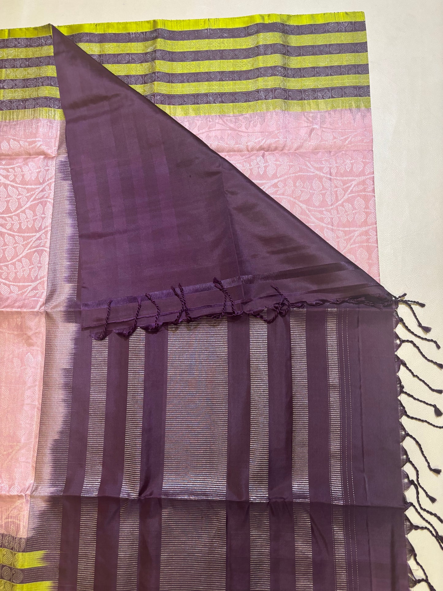 Veha handloom softsilk saree - Pure silk saree