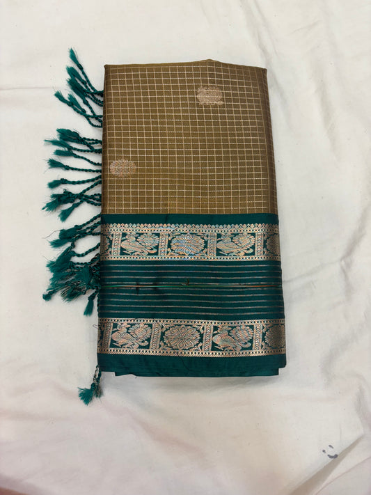Royana semi softsilk saree