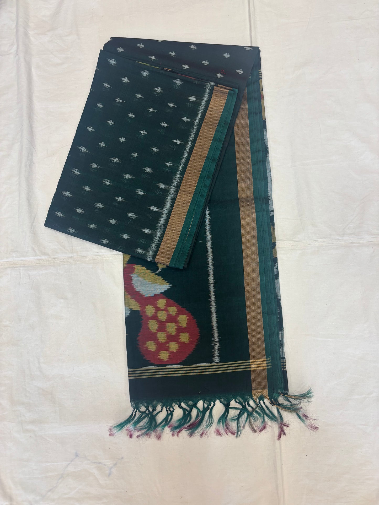 Vidhya handloom Pochampally silk cotton saree