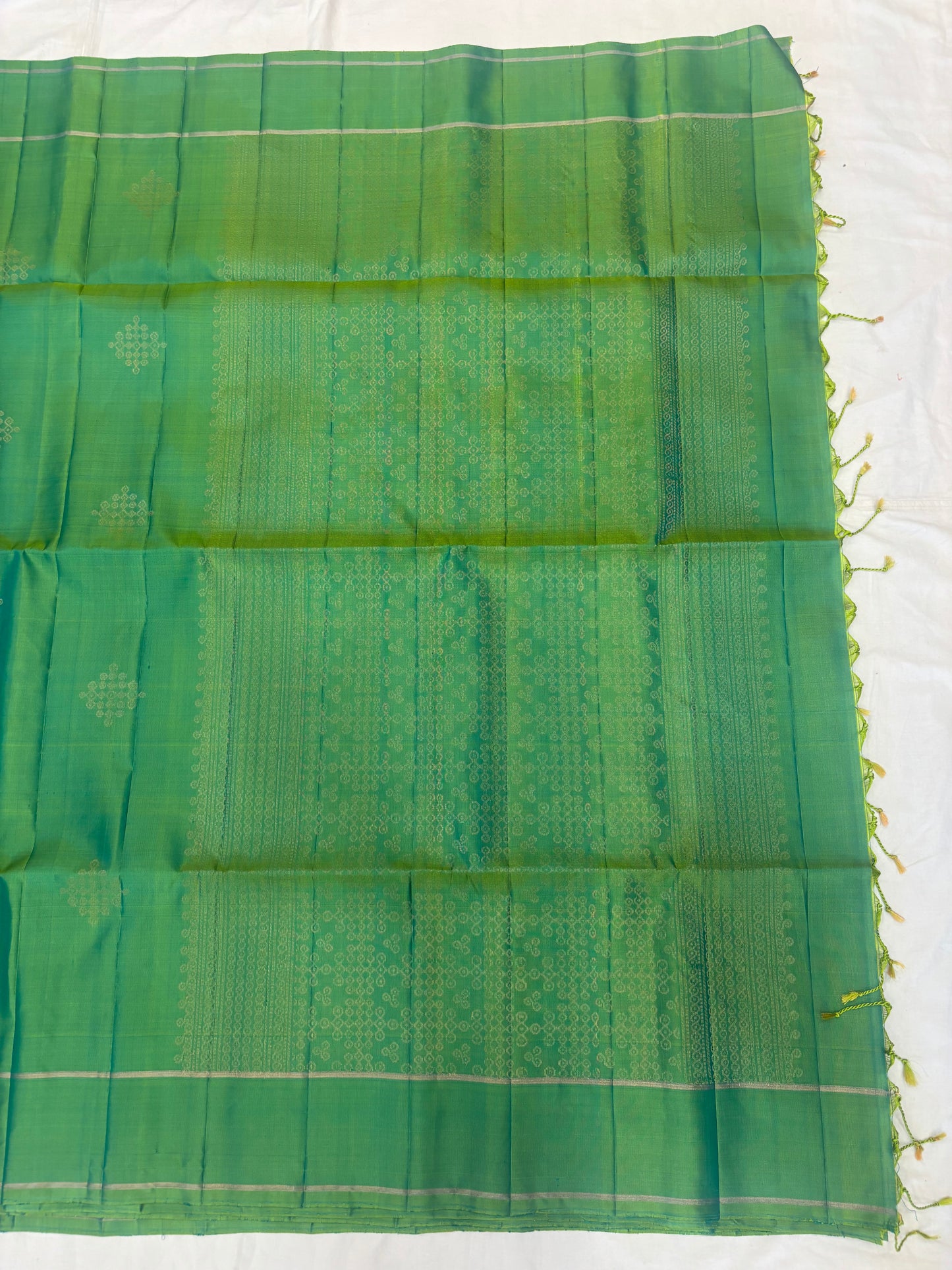 Neithal handloom softsilk saree - Pure silk saree