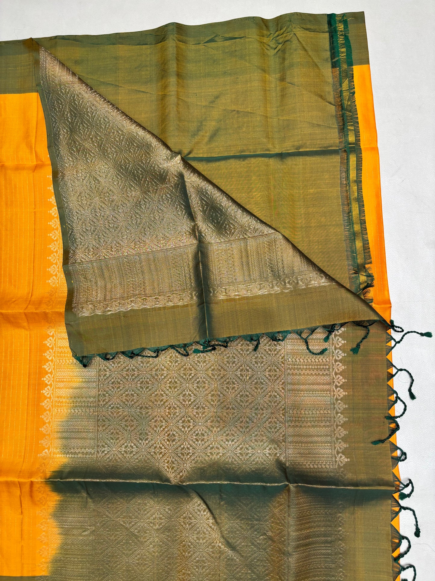 Paari yellow & green handloom softsilk saree - Pure silk saree