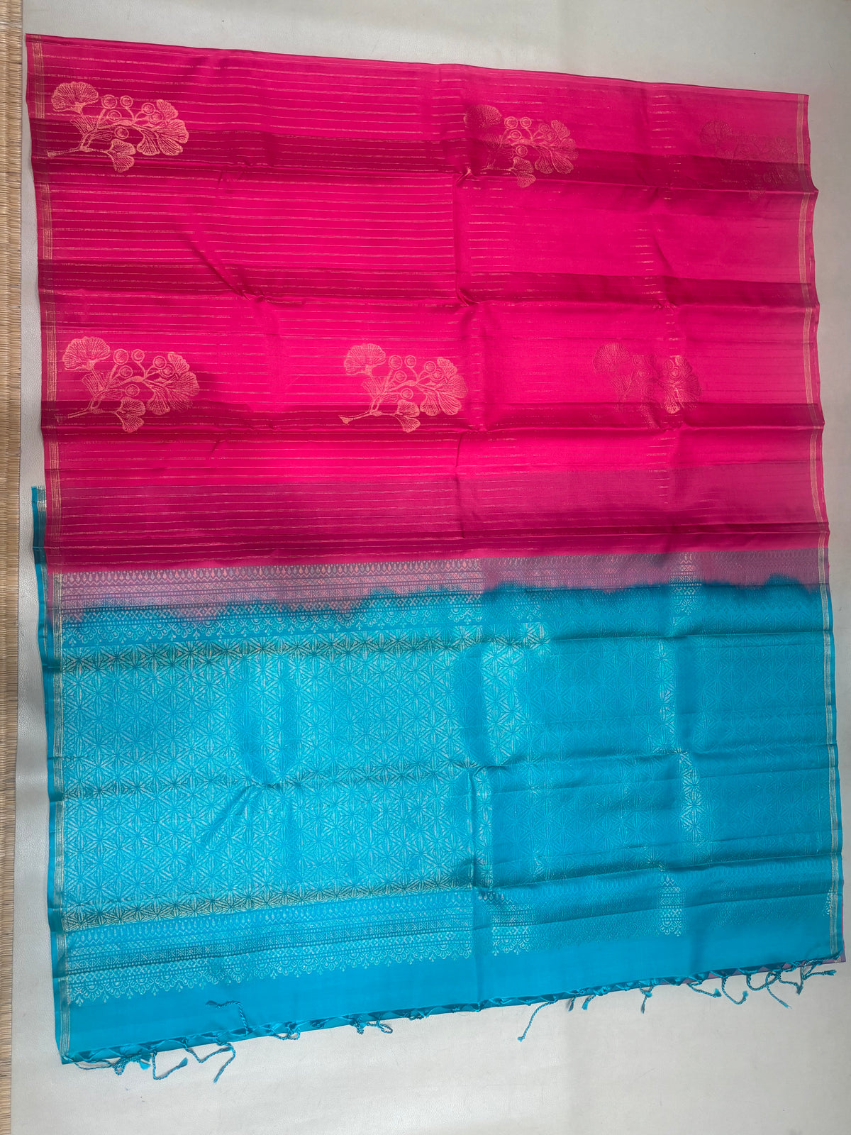 Tahini pink handloom softsilk saree - Pure silk saree