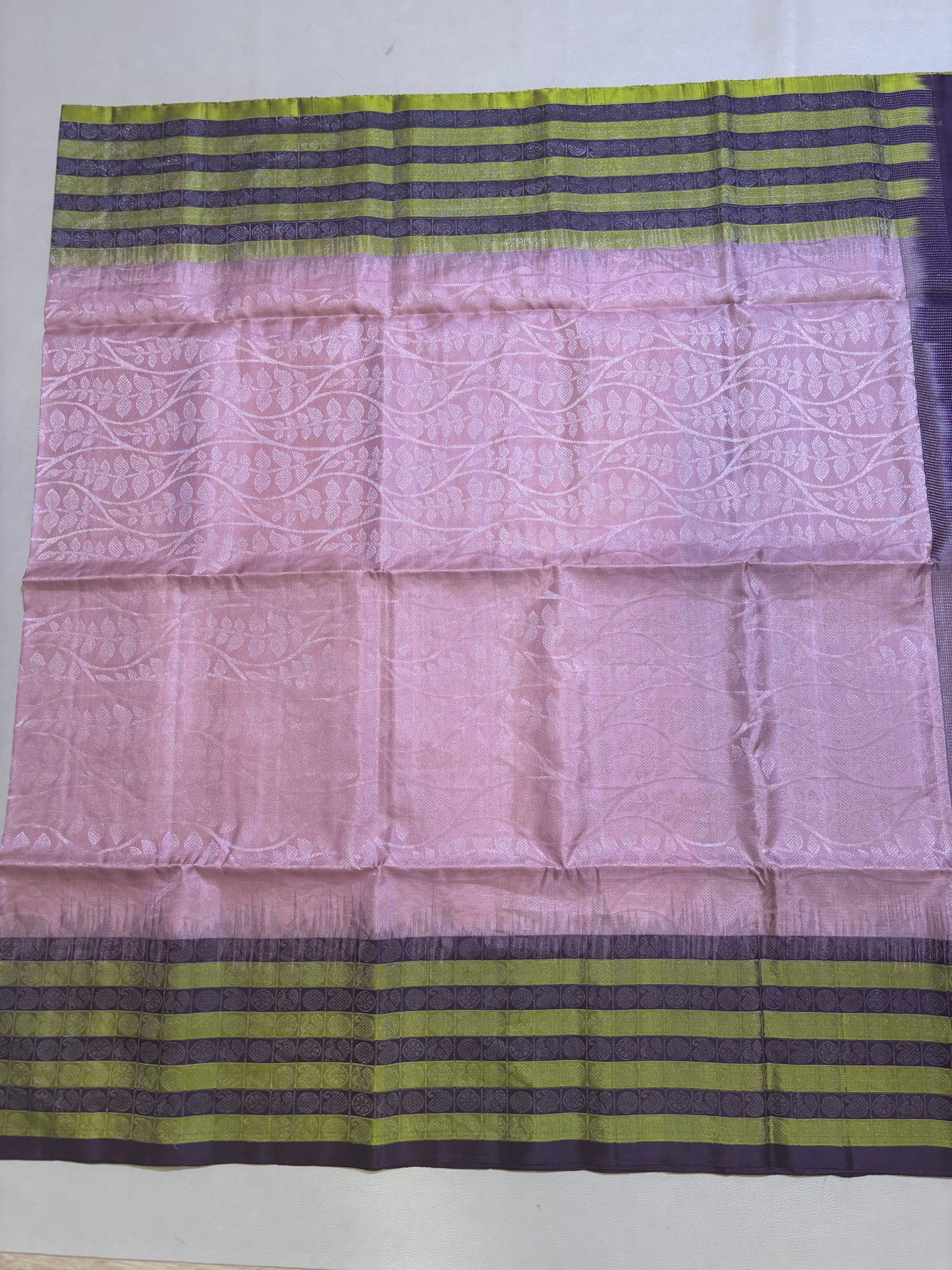 Veha handloom softsilk saree - Pure silk saree