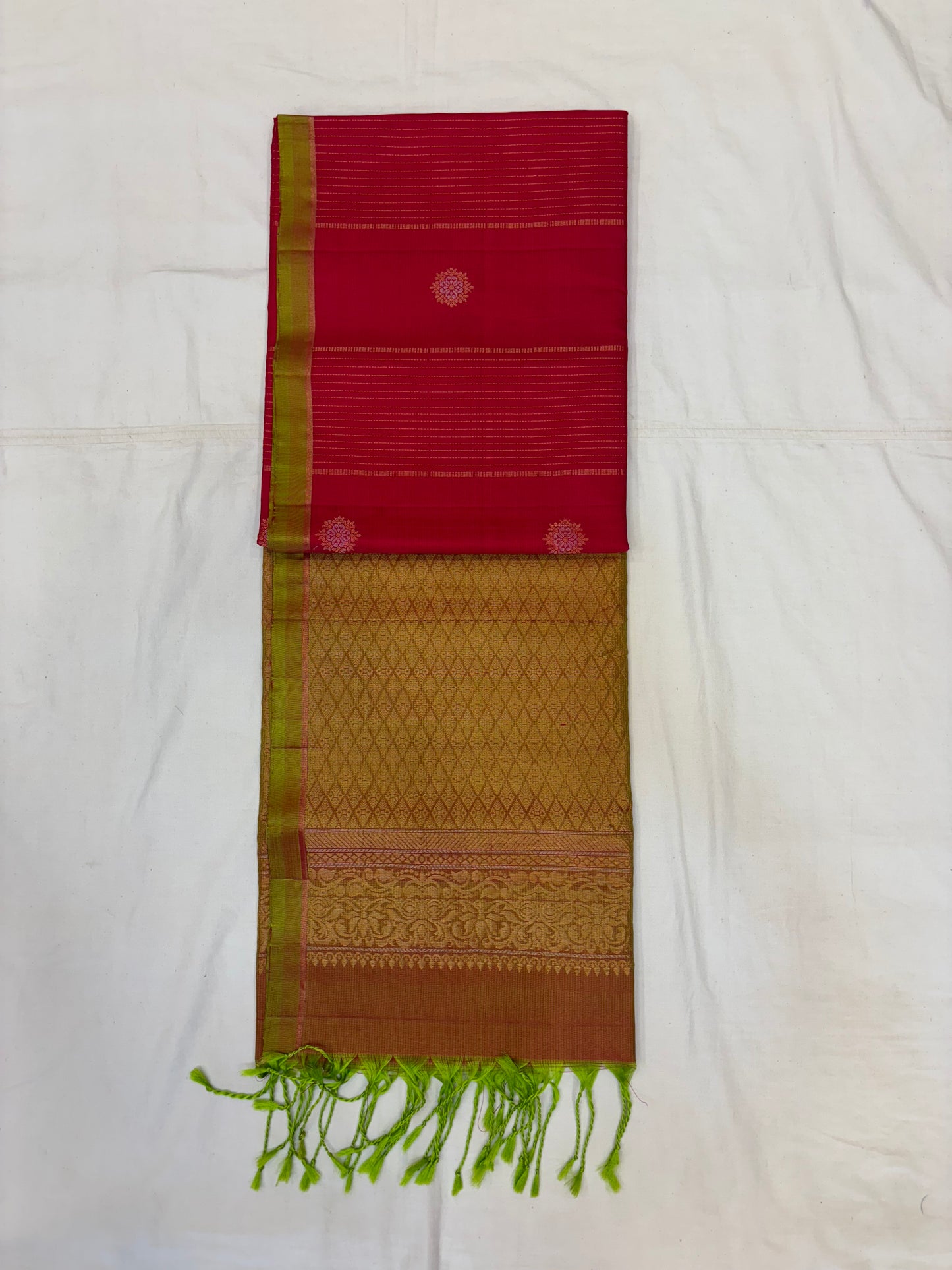 Vezha red softsilk saree - Pure silk saree