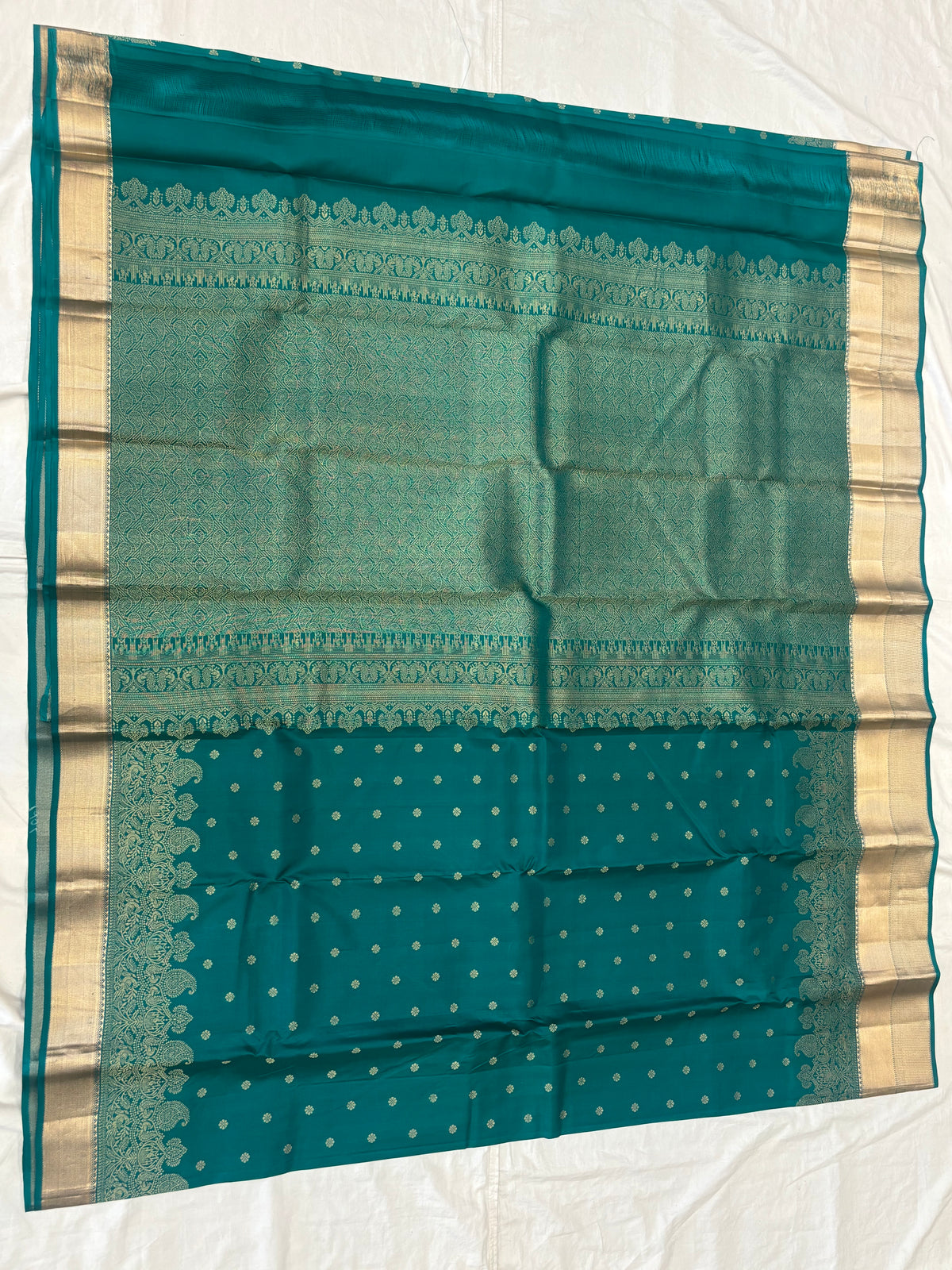 Ezhili handloom softsilk saree - Pure silk saree