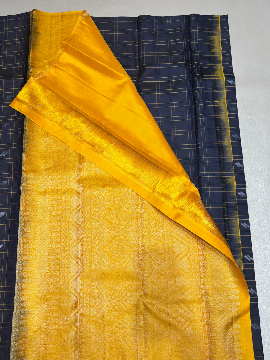 Paarvai handloom softsilk saree - Pure silk saree-AK1118