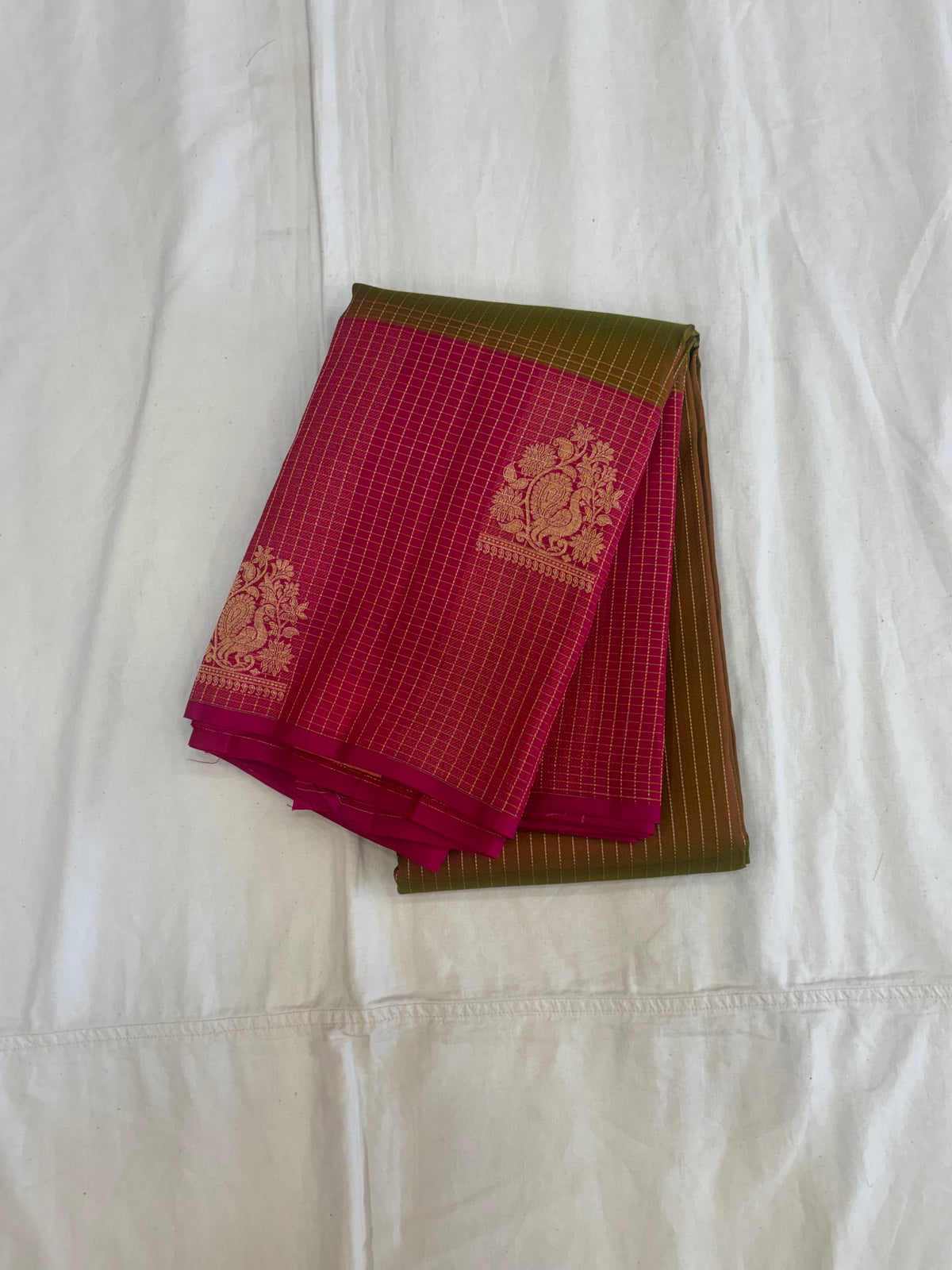 Dhriti handloom softsilk saree- Pure silk saree
