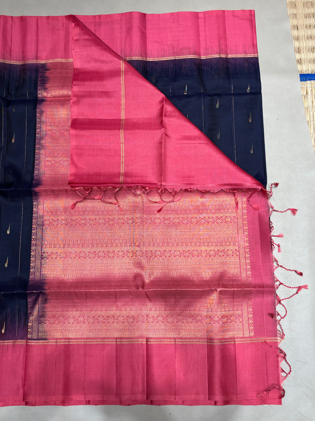 Leelavathi blue handloom softsilk saree - GA104