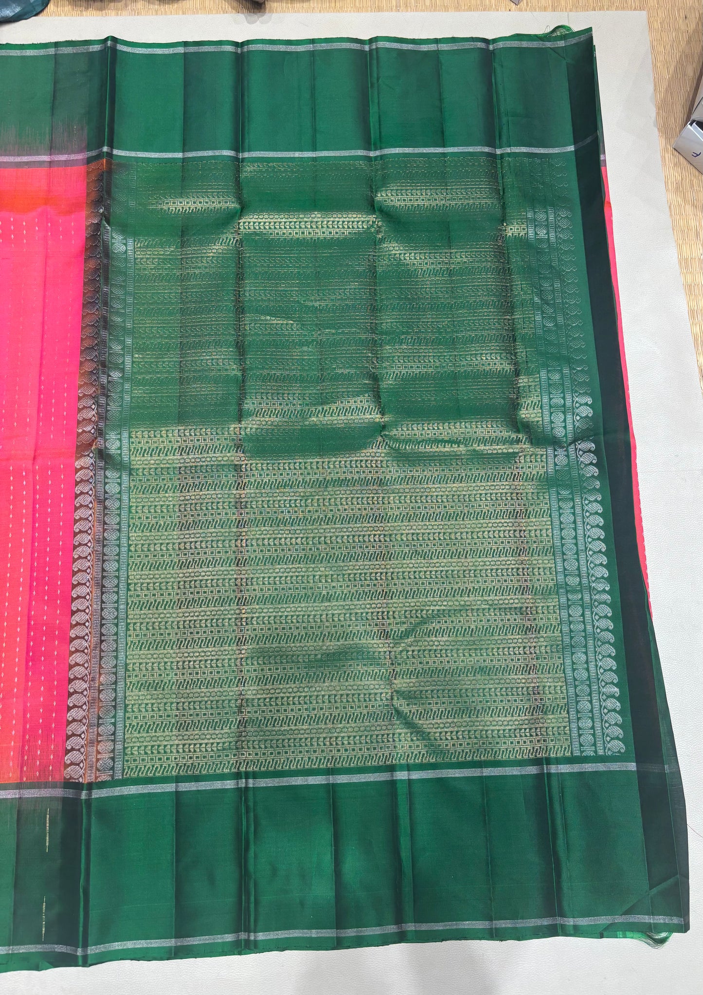 Melinam pink & green handloom softsilk saree - Pure silk saree