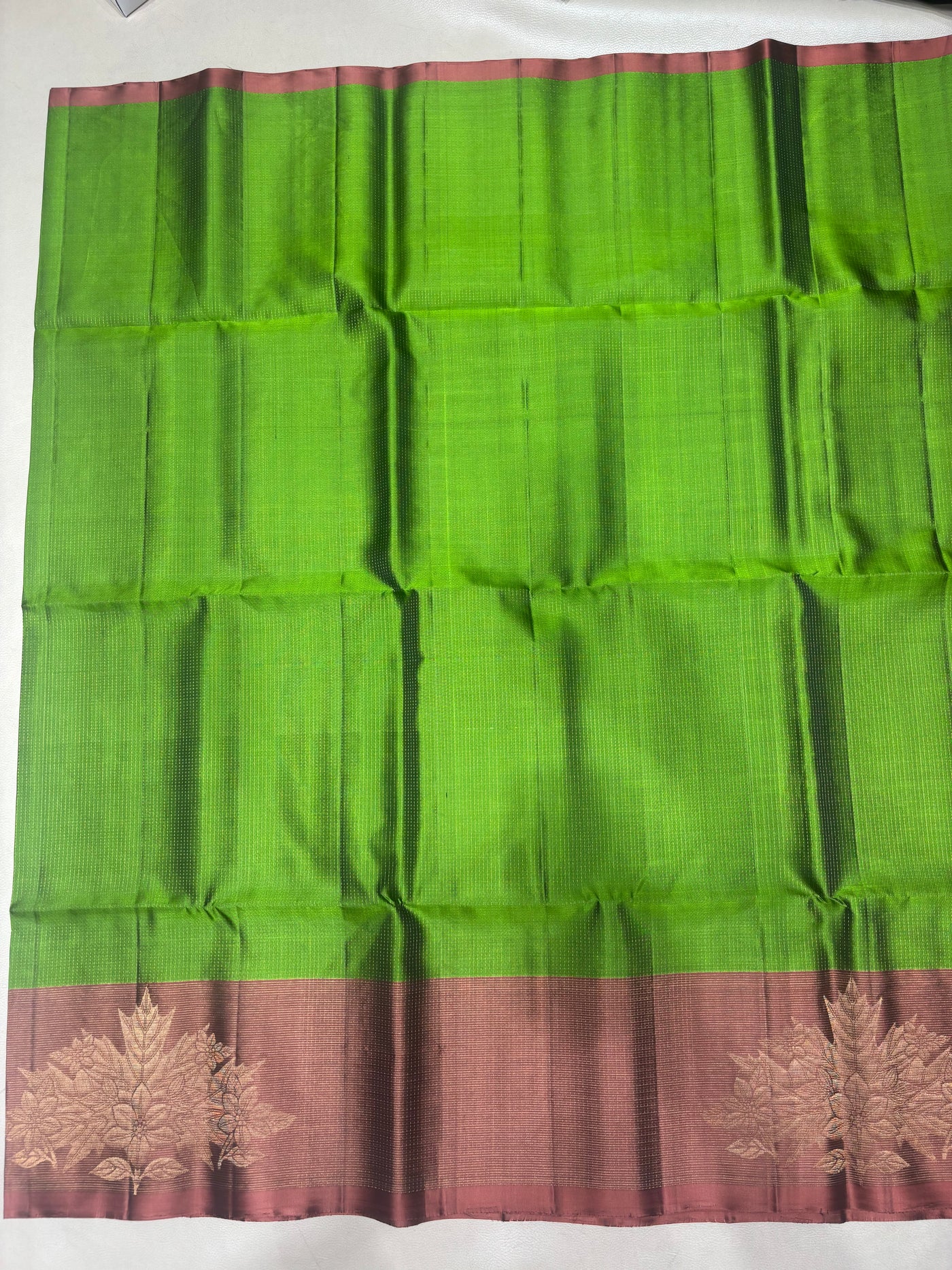 Anjana green handloom softsilk saree vaira oosi - Pure silk saree