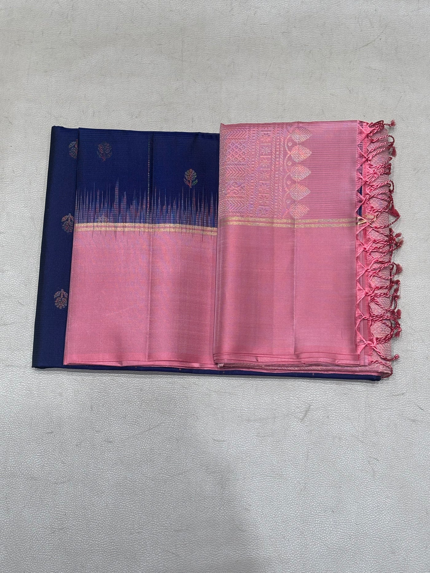 Sharvani handloom softsilk saree - Pure silk saree- contrast color