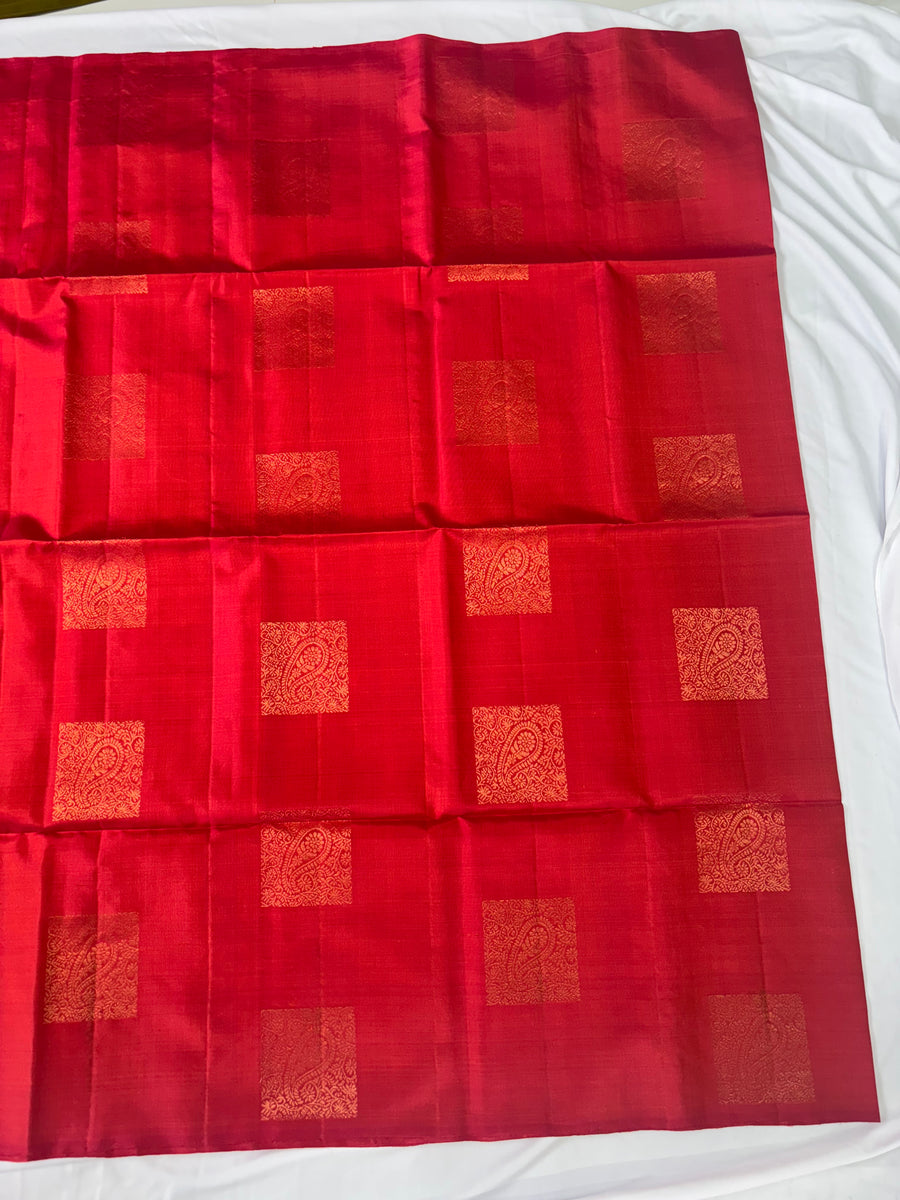 Selvika handloom softsilk saree - Pure silk saree