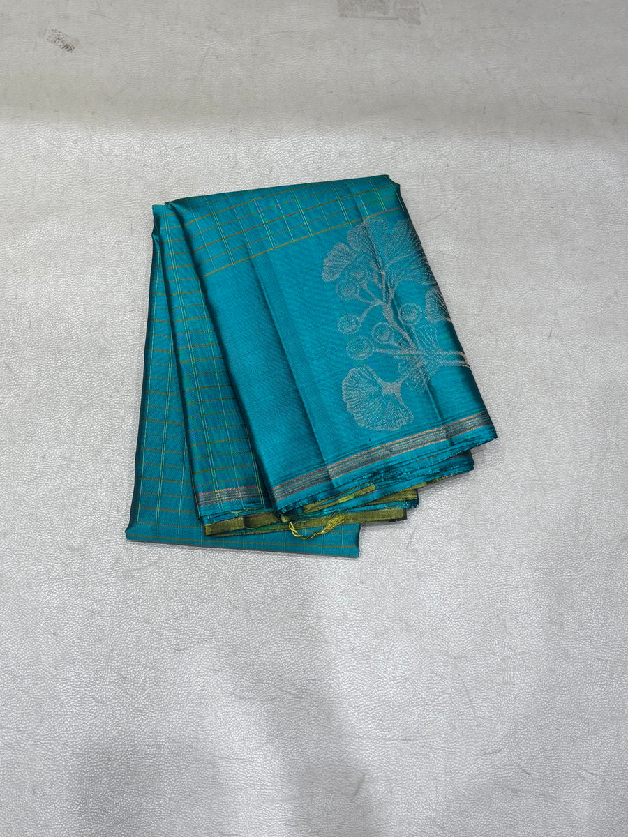 Devika thread checks handloom softsilk saree - Pure silk saree