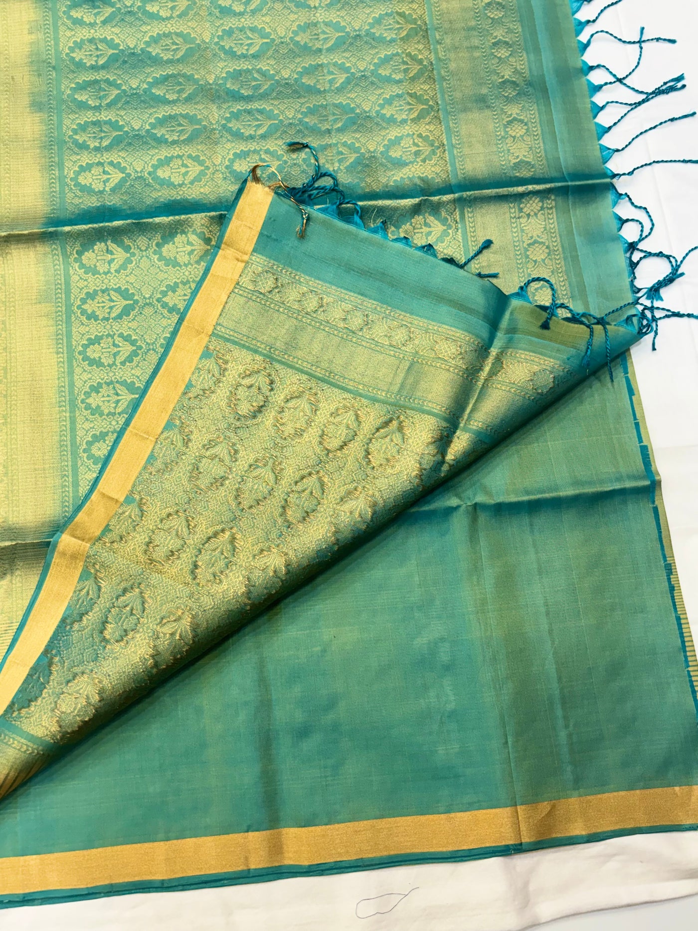 Karni handloom softsilk saree - Pure silk saree