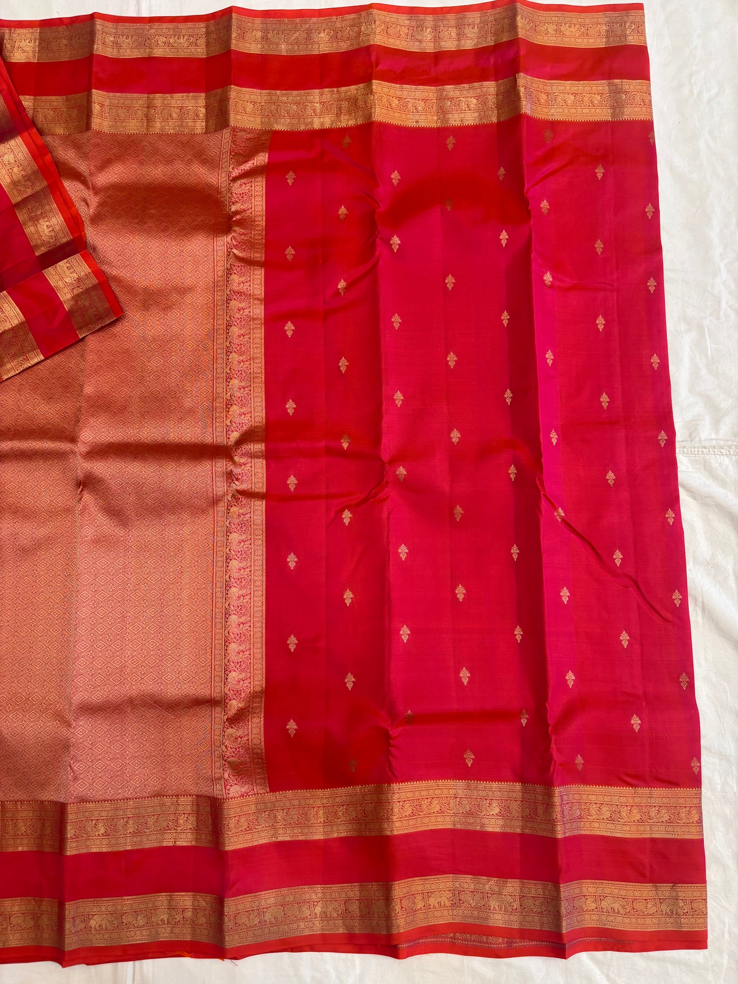Saindhavi handloom softsilk saree - Pure silk saree