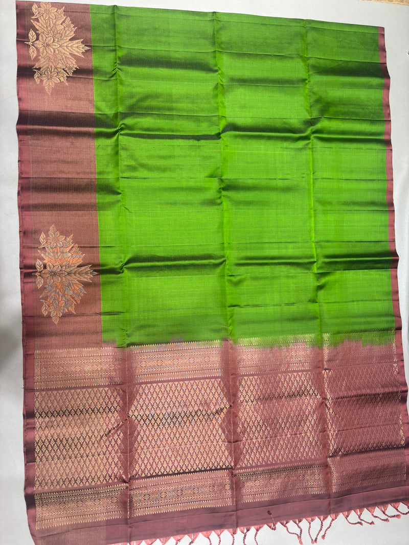 Anjana green handloom softsilk saree vaira oosi - Pure silk saree