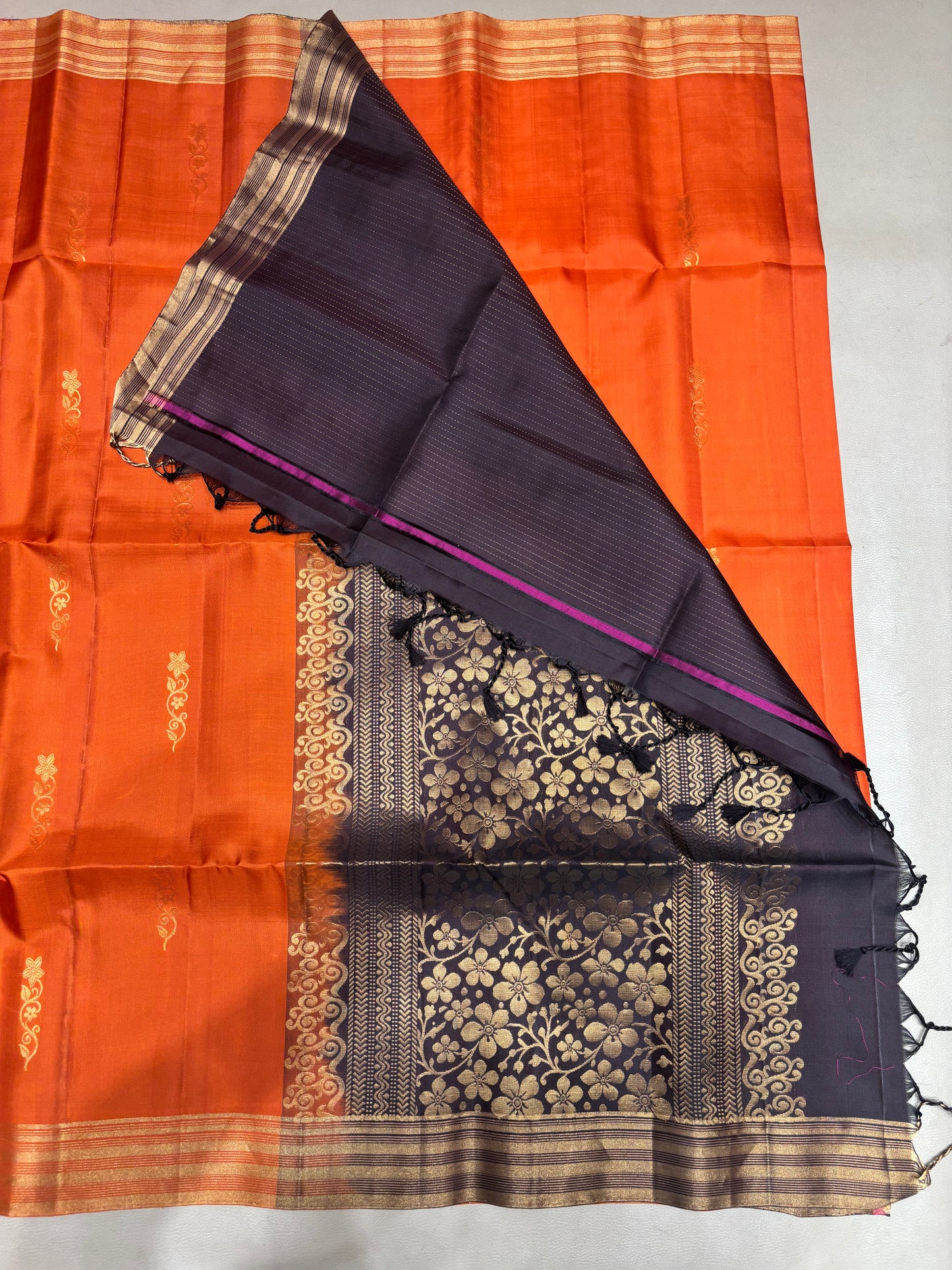 Ponvalli orange & dark brown handloom softsilk saree - Pure silk saree-AK1117