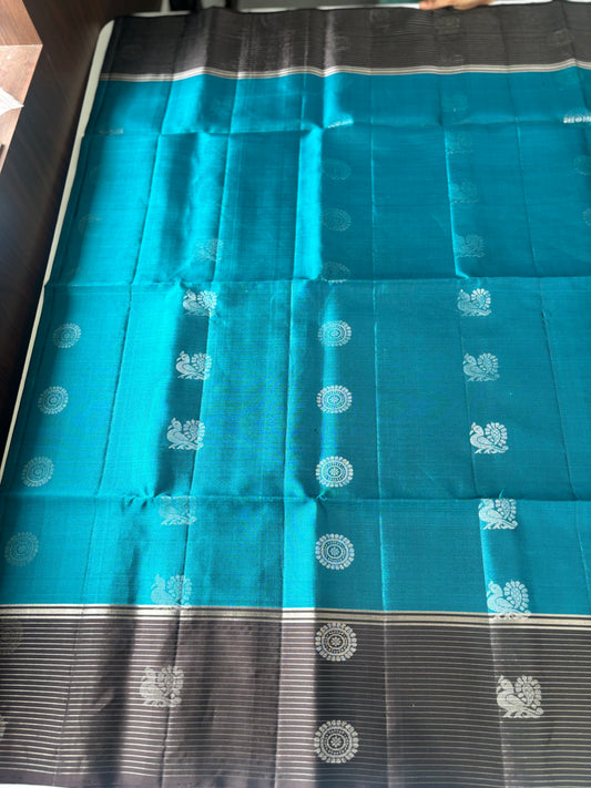 Indhu handloom softsilk saree - Pure silk saree