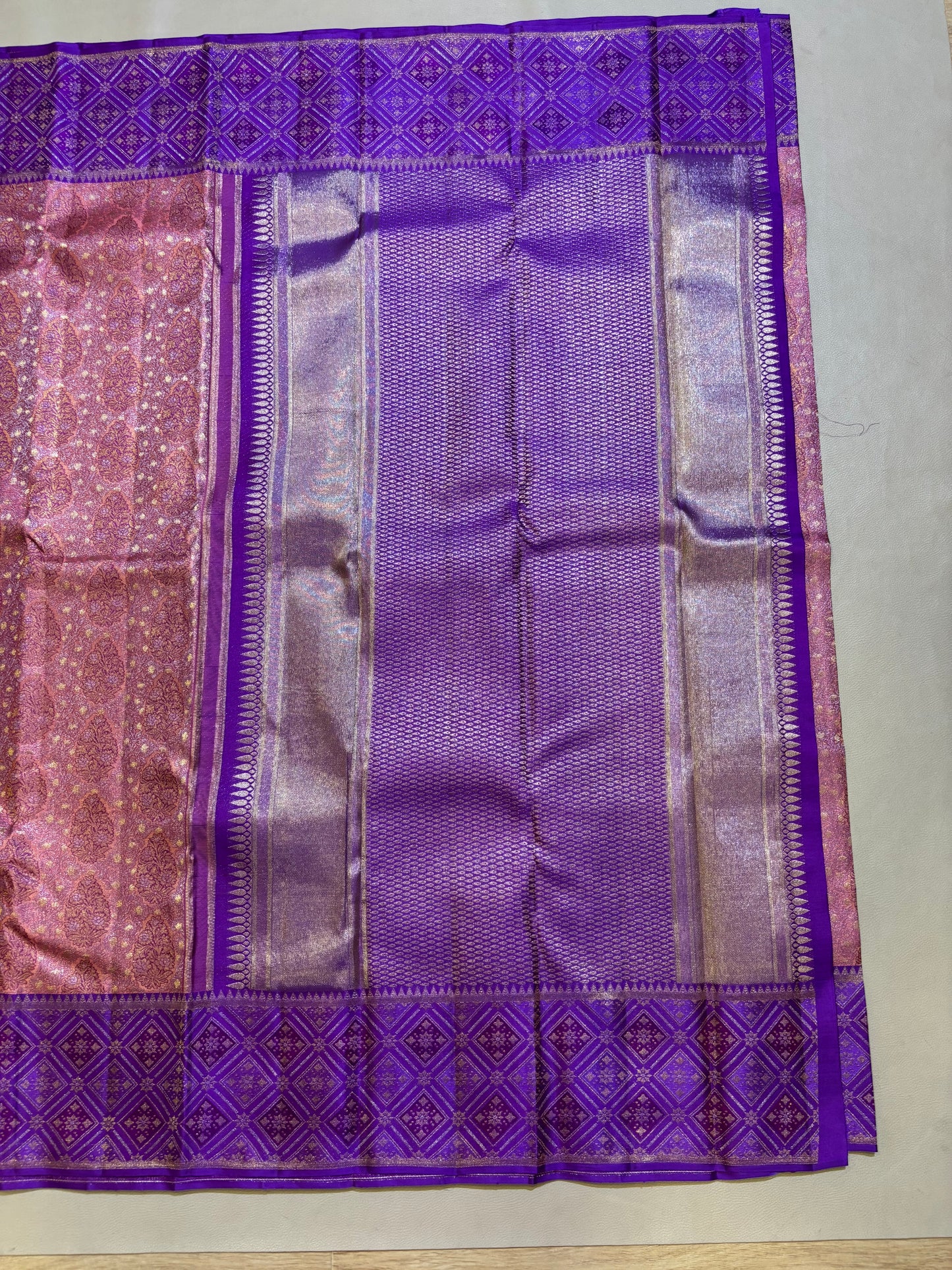 Arunam bridal Kanchipuram silk saree - Pure silk bridal saree