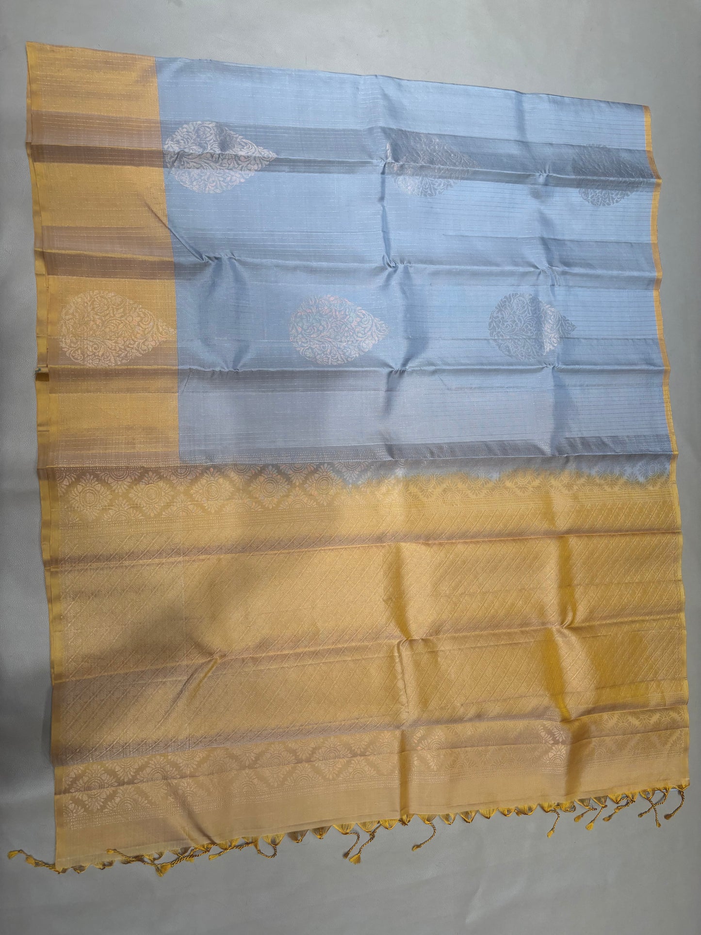 Vaidoori powder blue handloom vaira oosi softsilk saree - Pure silk saree