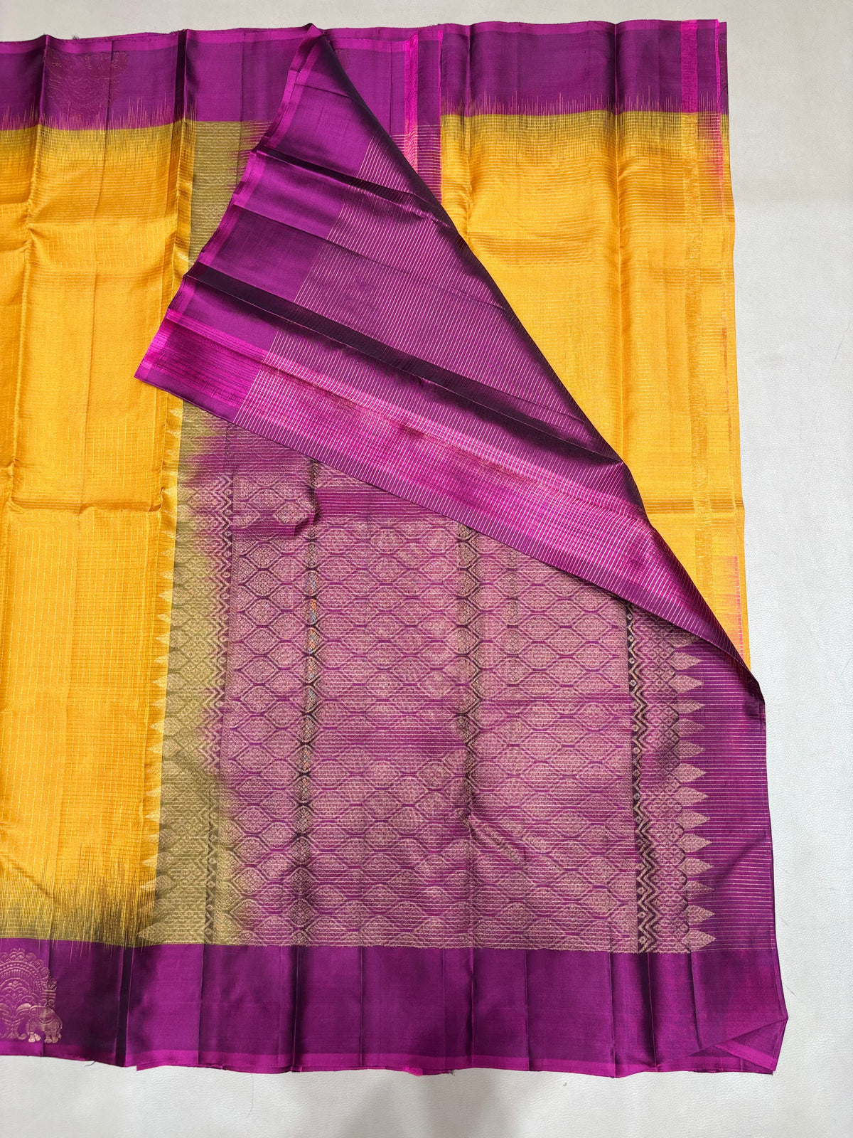 Sembaruthi handloom softsilk saree - Pure silk saree