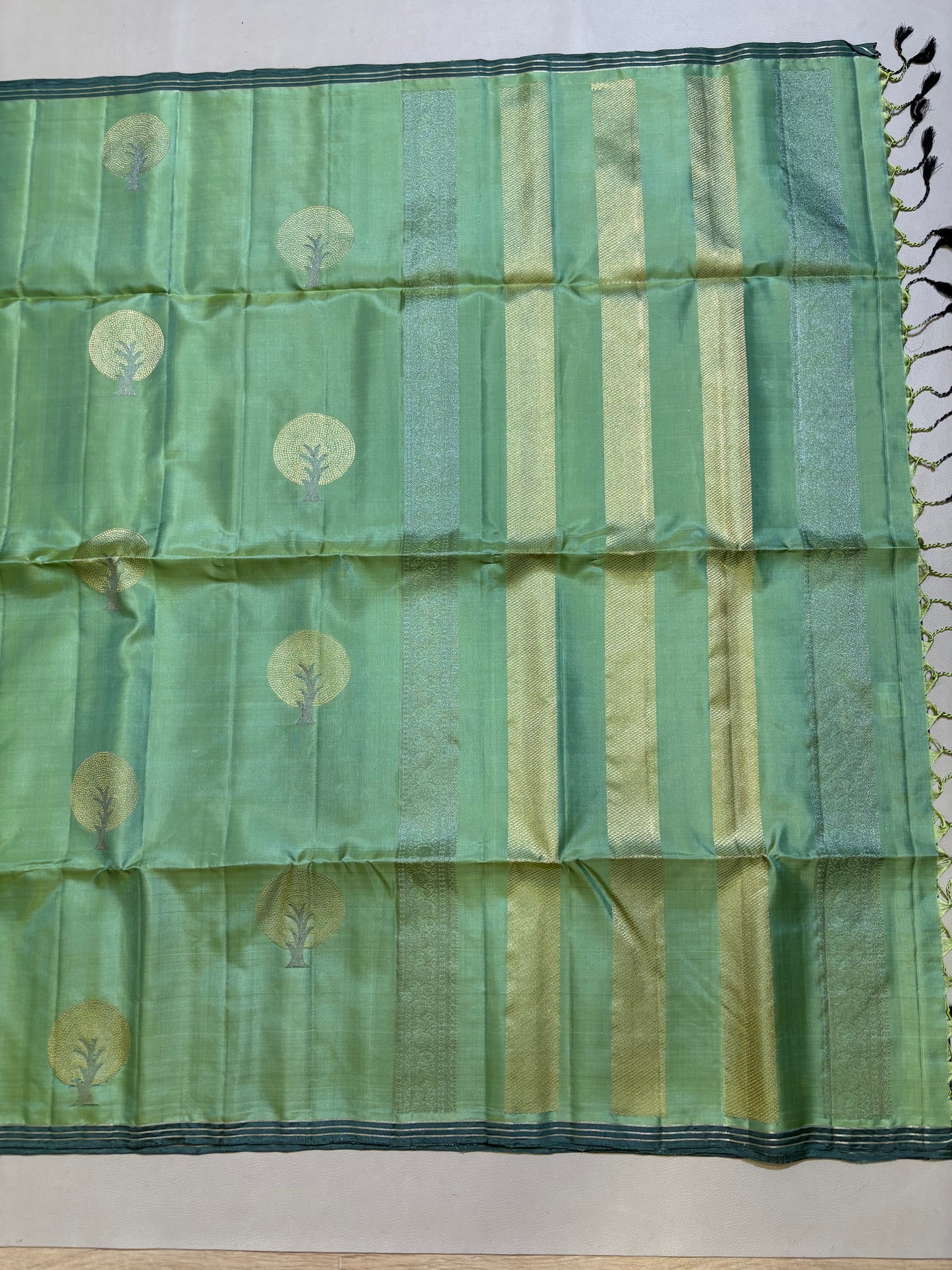 Samaria green handloom softsilk saree - Pure silk saree