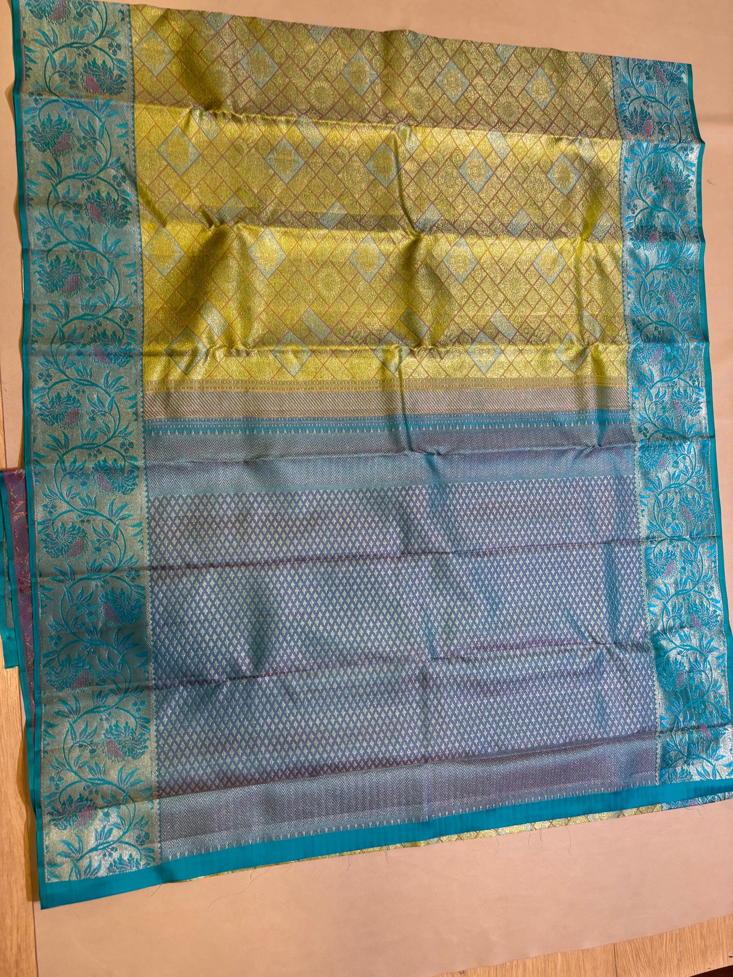 Ameya handloom Bridal silk saree - Pure silk saree