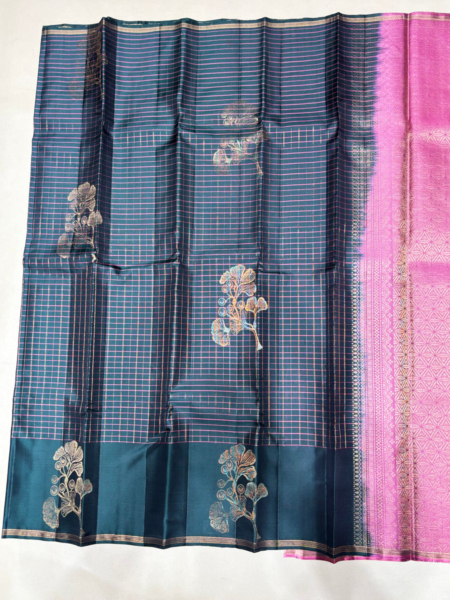 Charvitha bottle green handloom softsilk saree - Pure silk saree