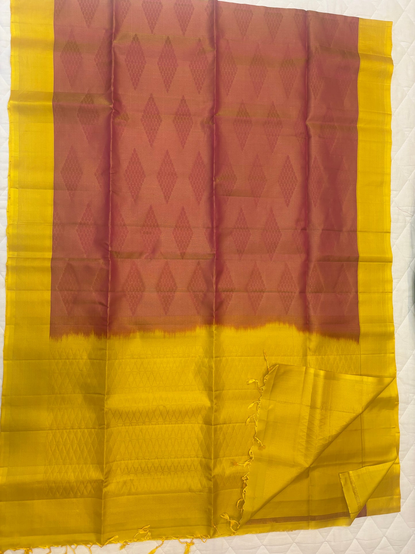 Kanishka onion pink handloom softsilk saree - all self design - Pure silk saree