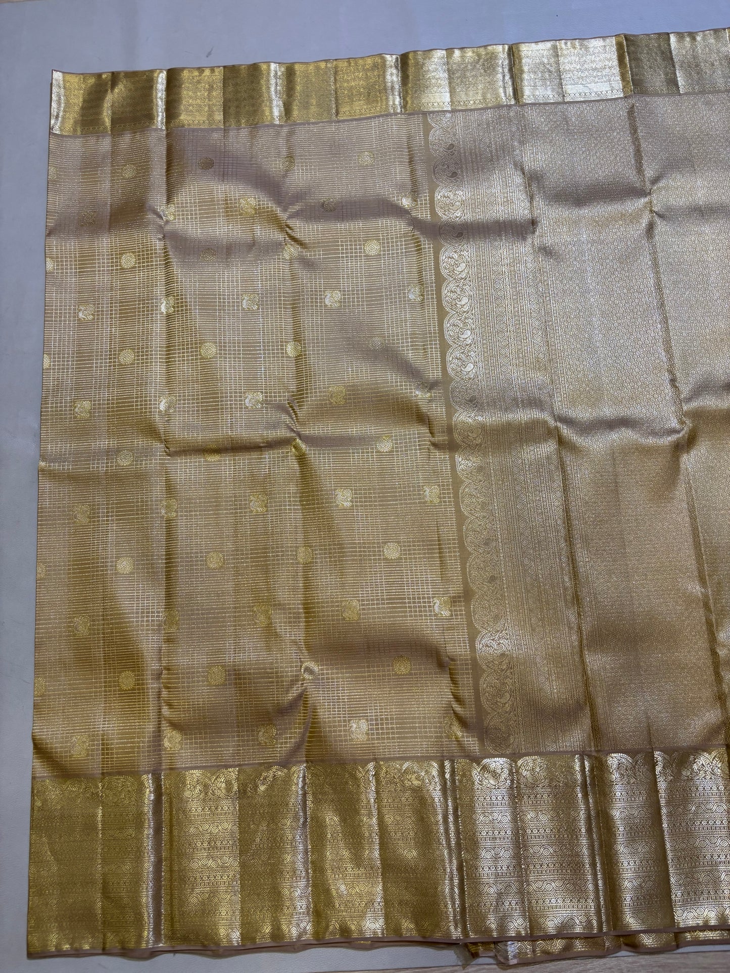 Thangapon Bridal silk saree - Pure silk saree