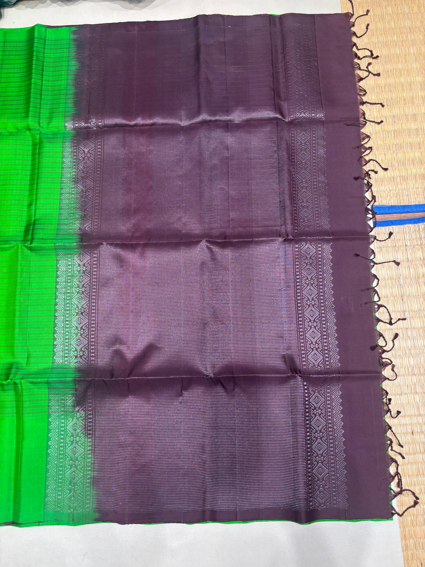 Kanima handloom softsilk saree - Pure silk saree- thread checks in body-AK1119