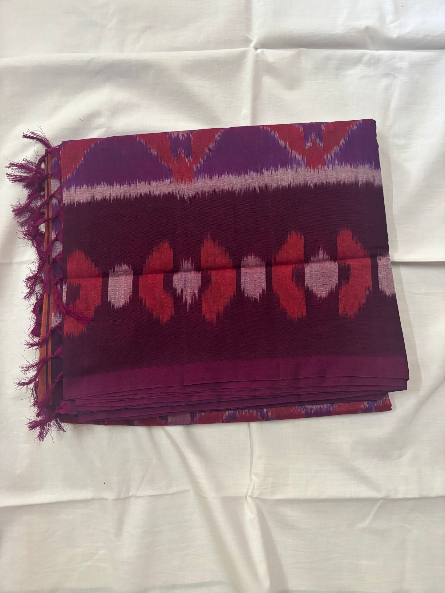 Kaatrinila purple handloom pure cotton saree - Pochampally design