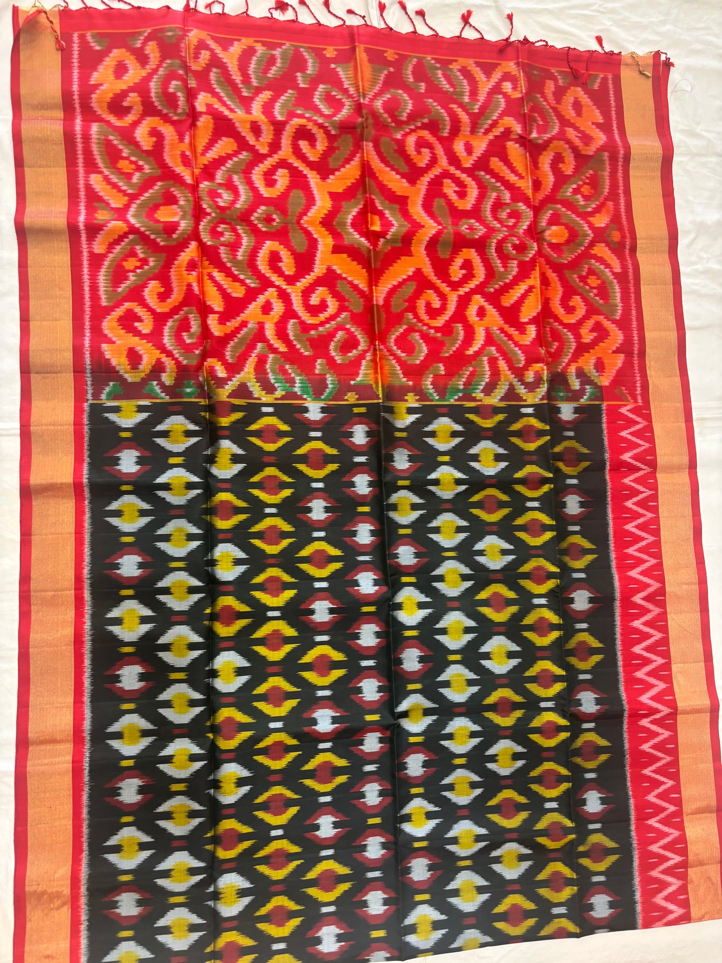 Navneetha handloom Pochampally softsilk saree - Pure silk saree