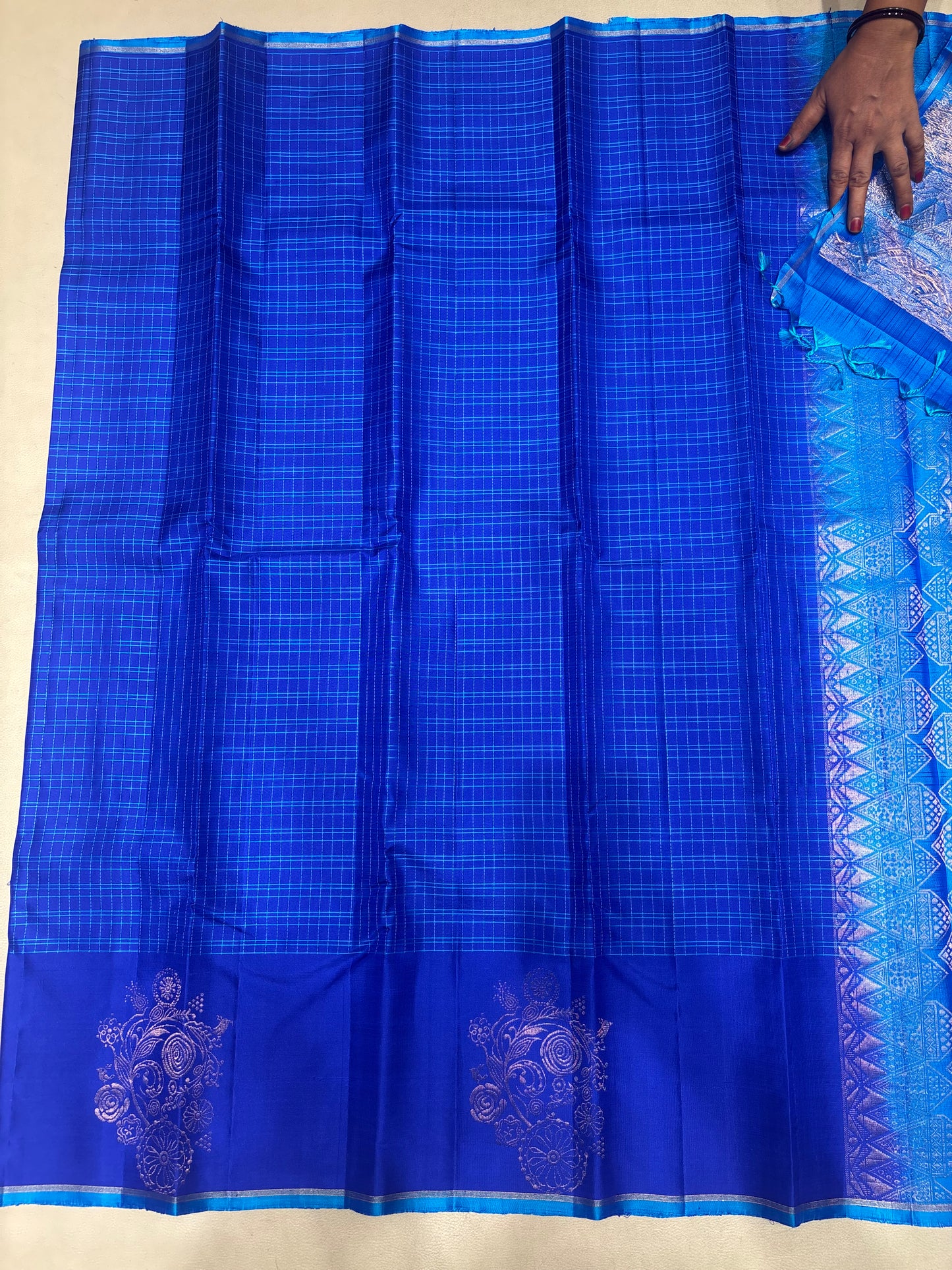 Rishitha dark blue handloom softsilk saree - Pure silk saree-AK1119