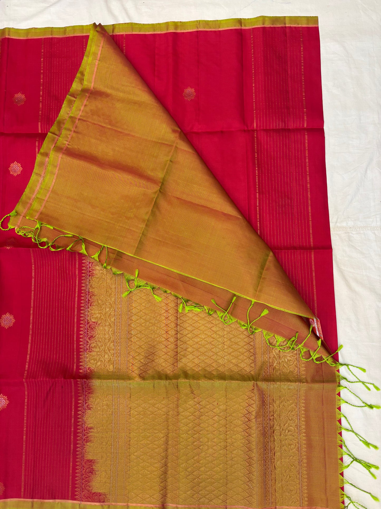 Vezha red softsilk saree - Pure silk saree